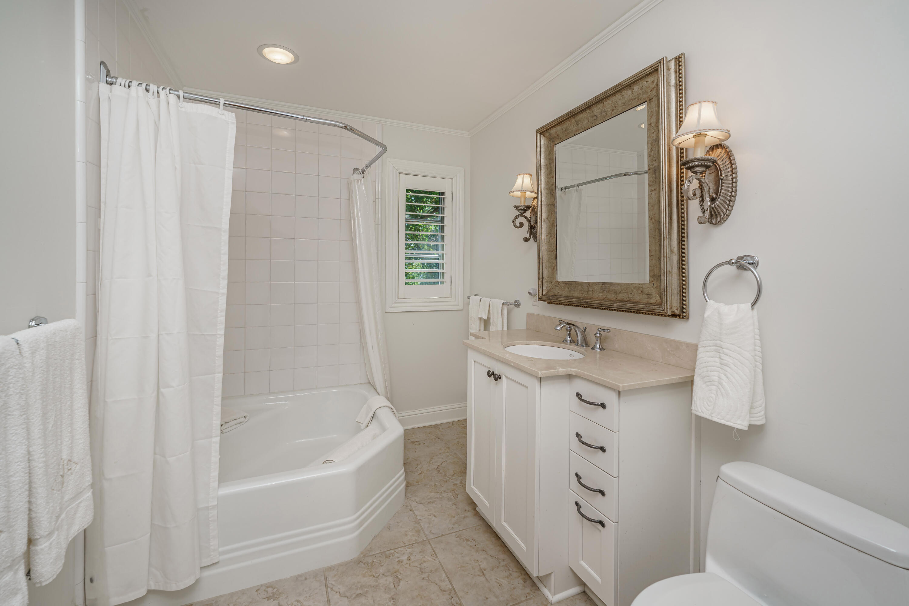 180 County Road 107 Property Photo 28