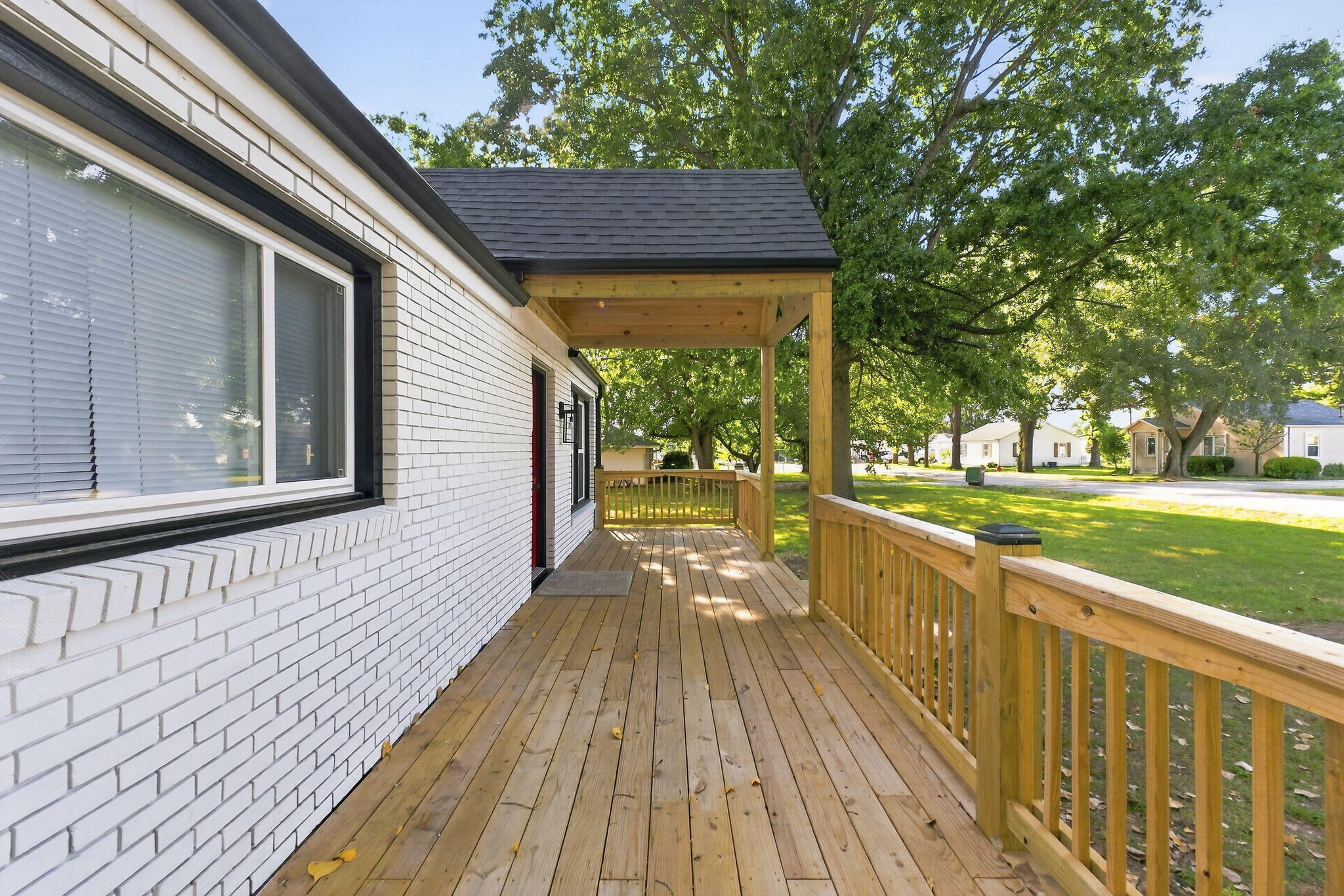 416 Beam Street Property Photo 4