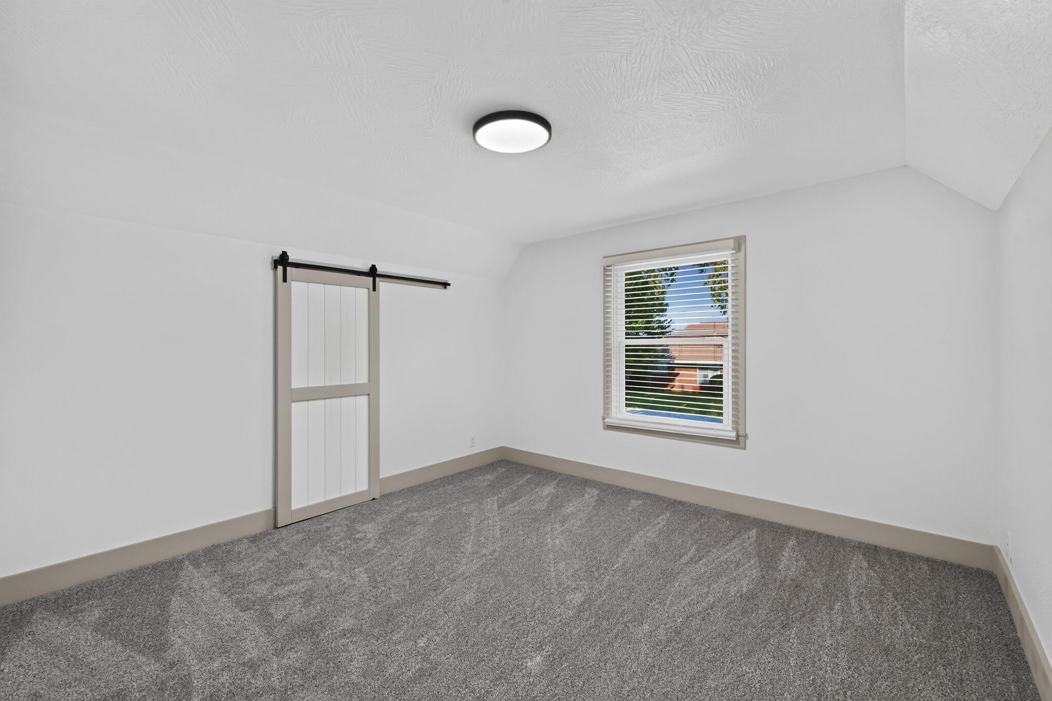 416 Beam Street Property Photo 19