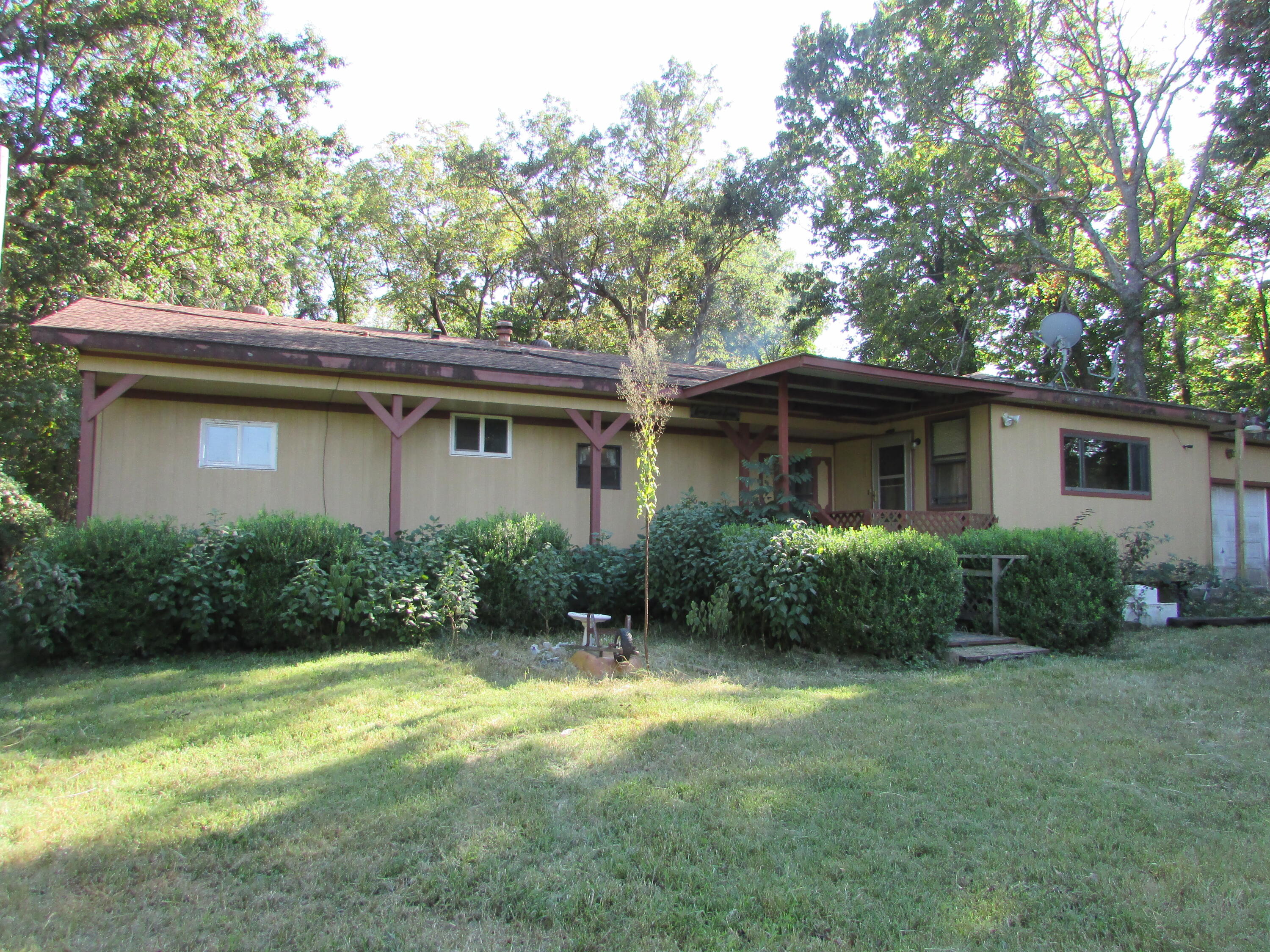 1782 West State Highway Ww Property Photo 1
