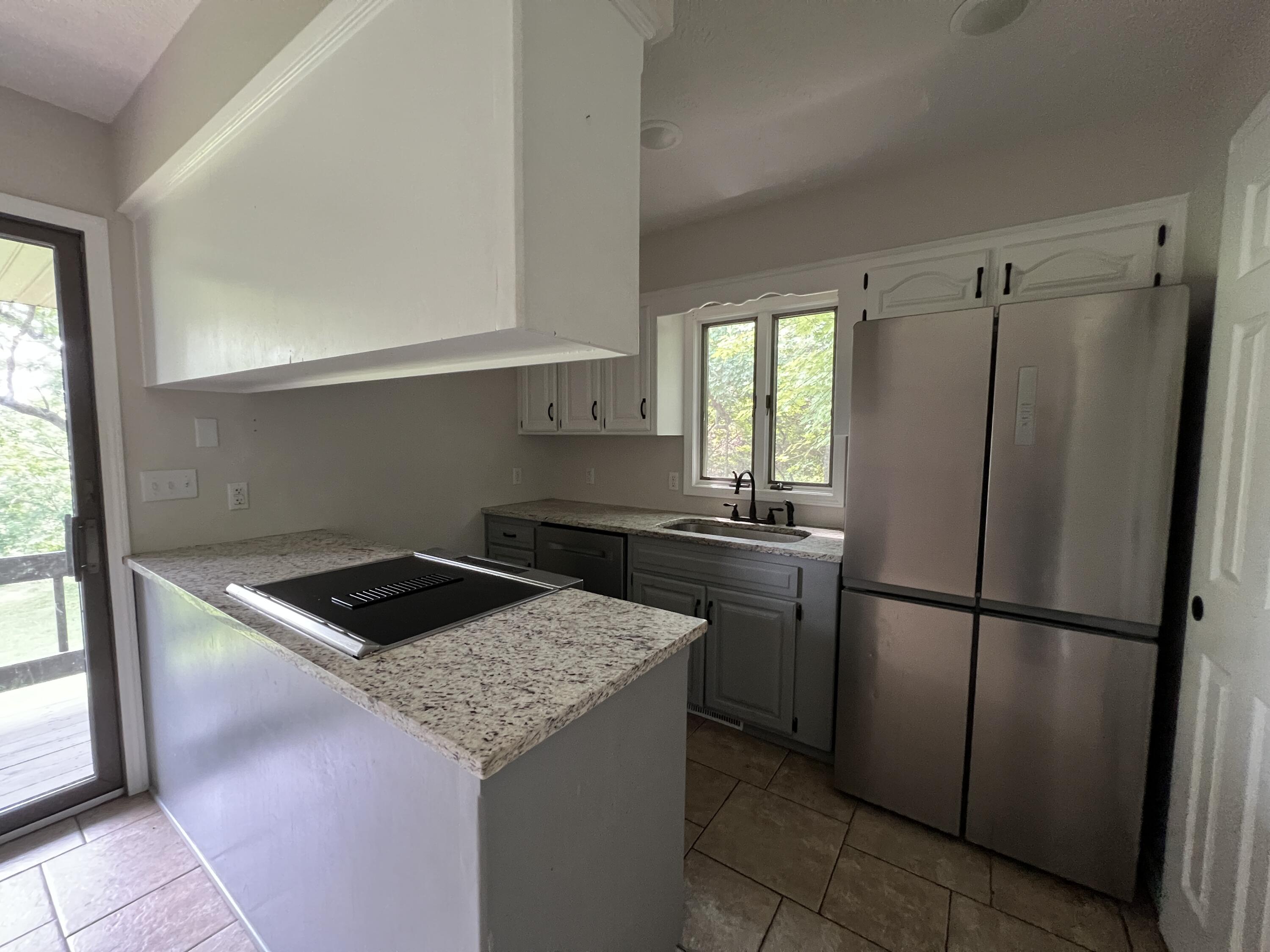 15540 North State Highway 5 Property Photo 6
