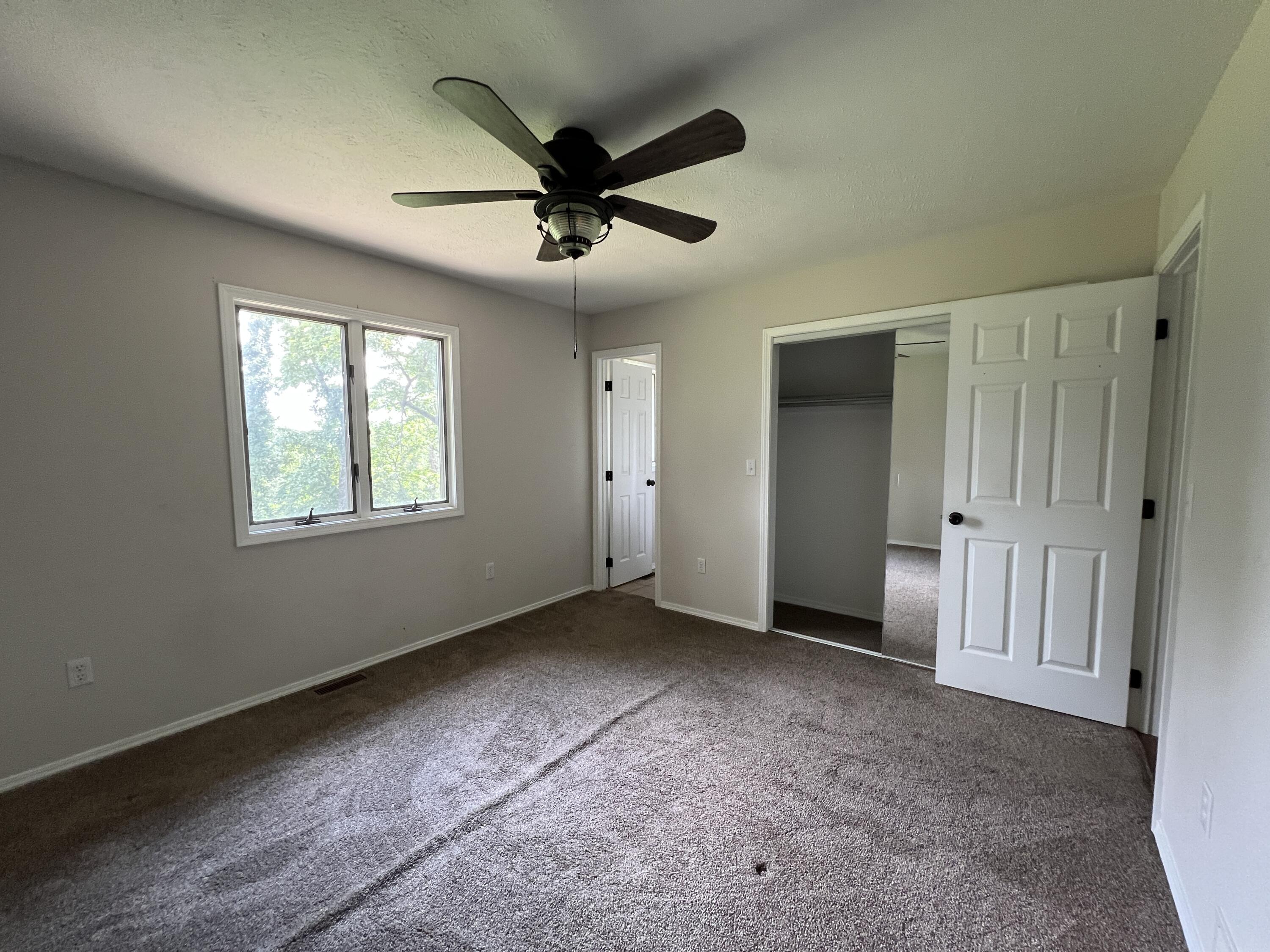 15540 North State Highway 5 Property Photo 10