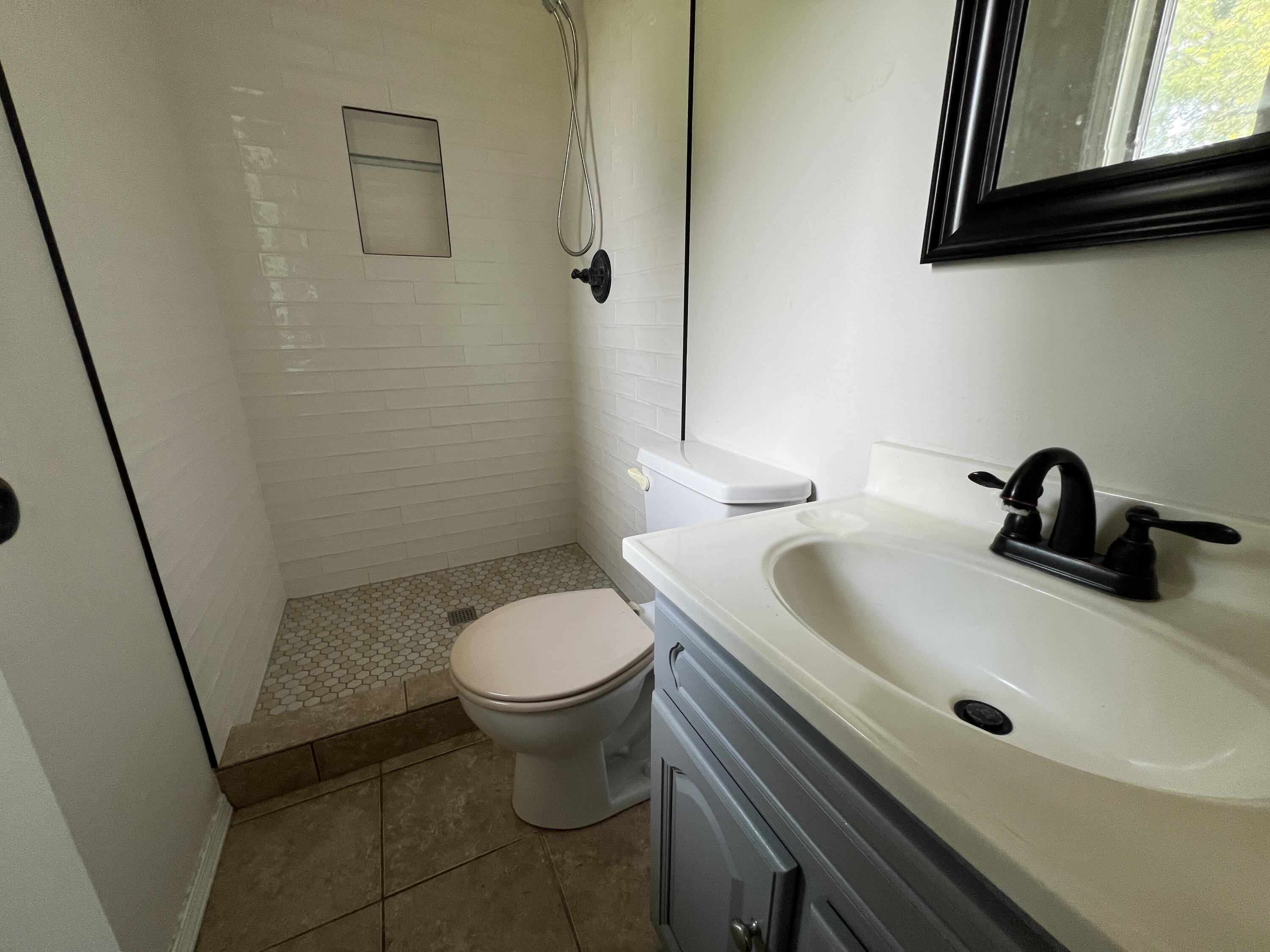 15540 North State Highway 5 Property Photo 11