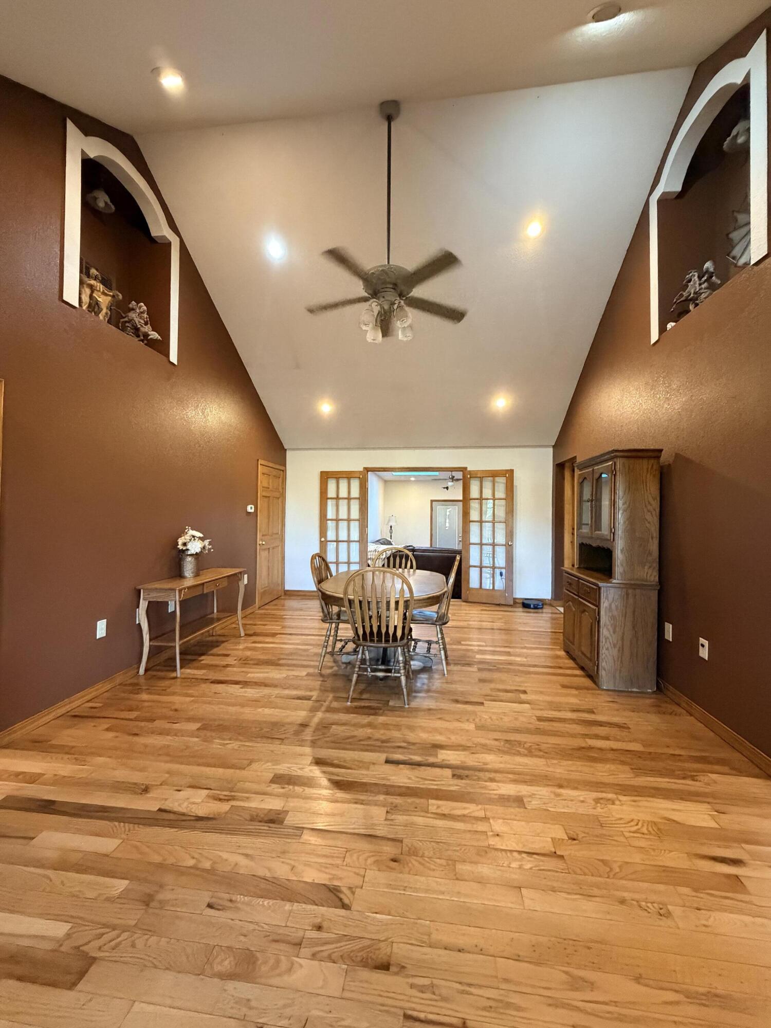 184 East 334th Road Property Photo 7