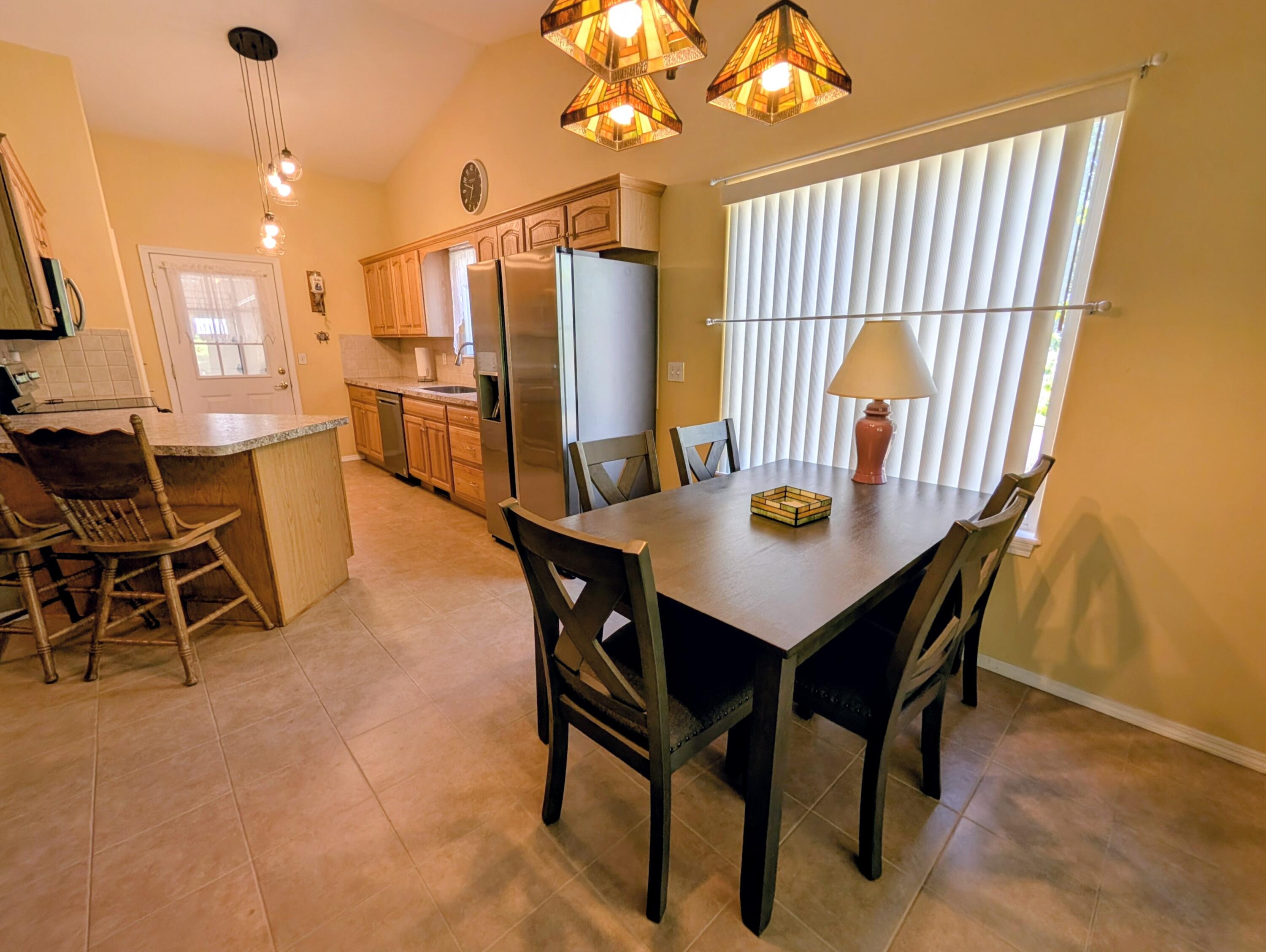 228 North Catamount Boulevard Property Photo 8