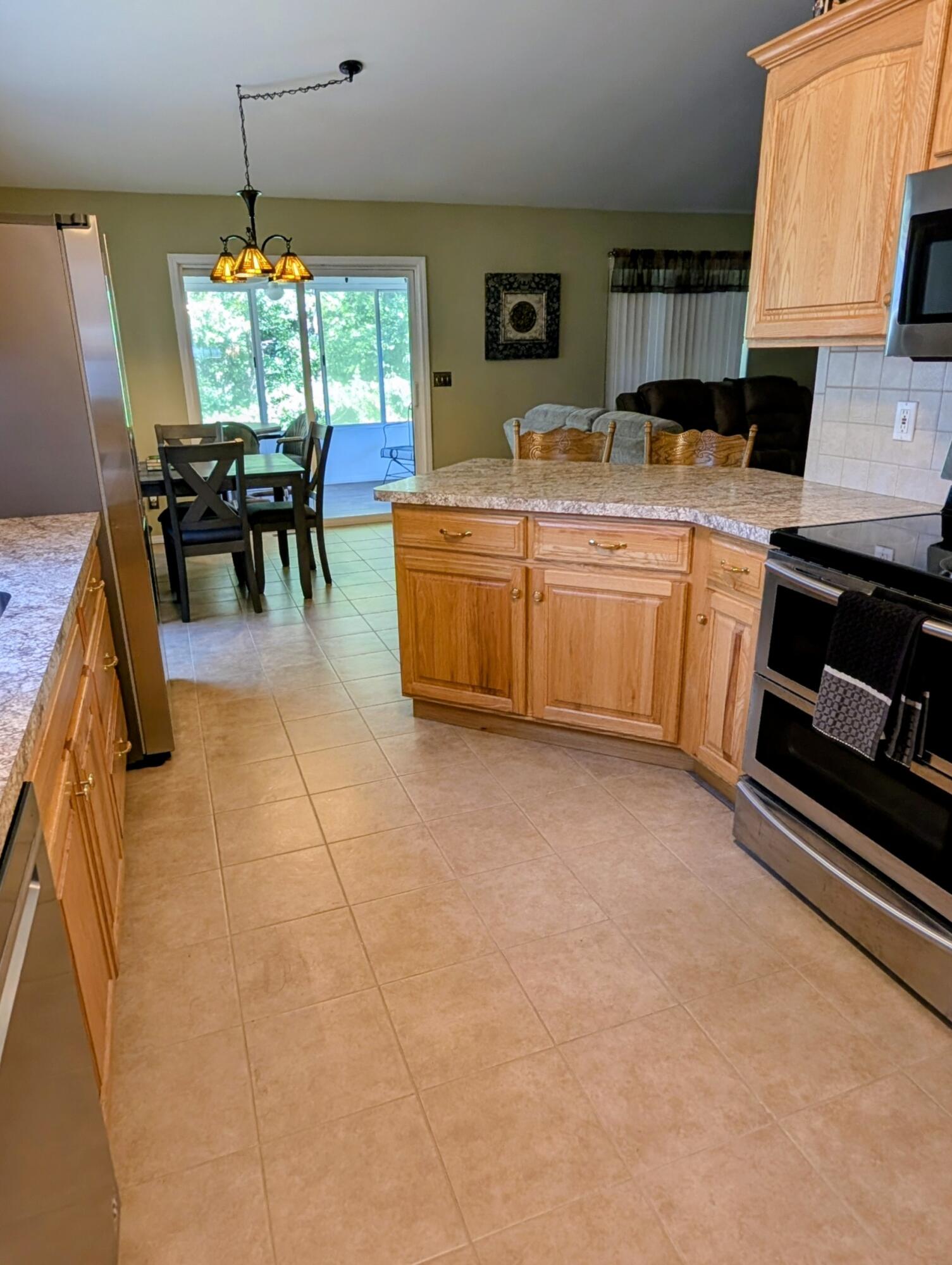 228 North Catamount Boulevard Property Photo 11