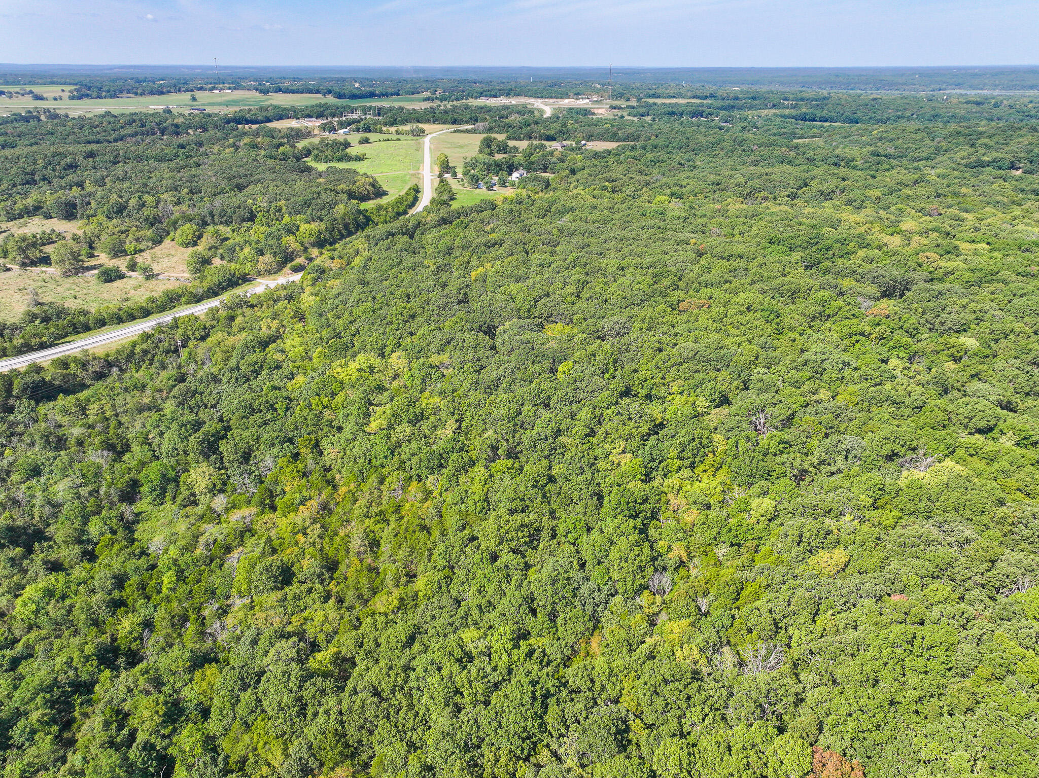 1855 Northeast 655 Private Road Property Photo 7