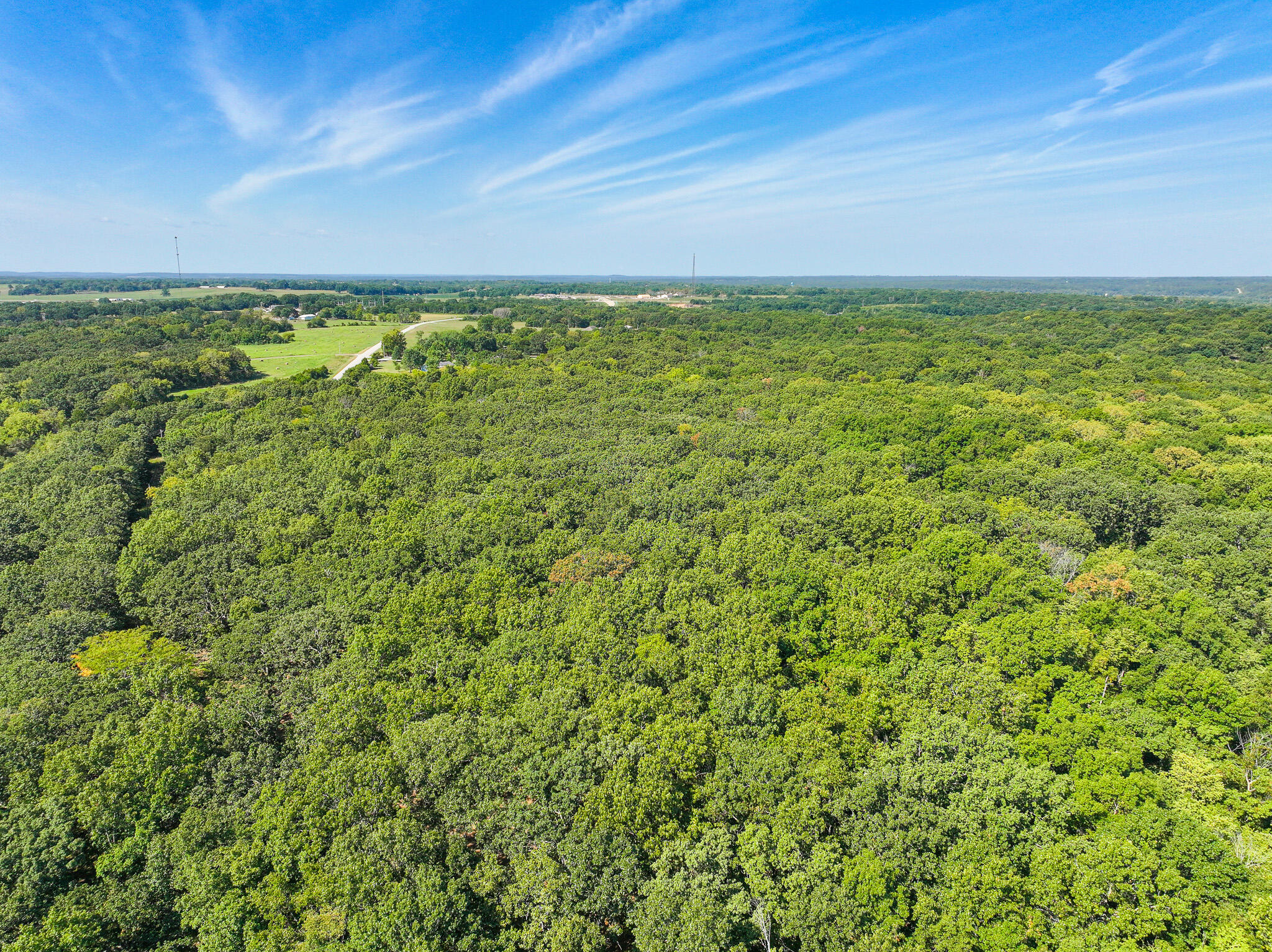 1855 Northeast 655 Private Road Property Photo 9
