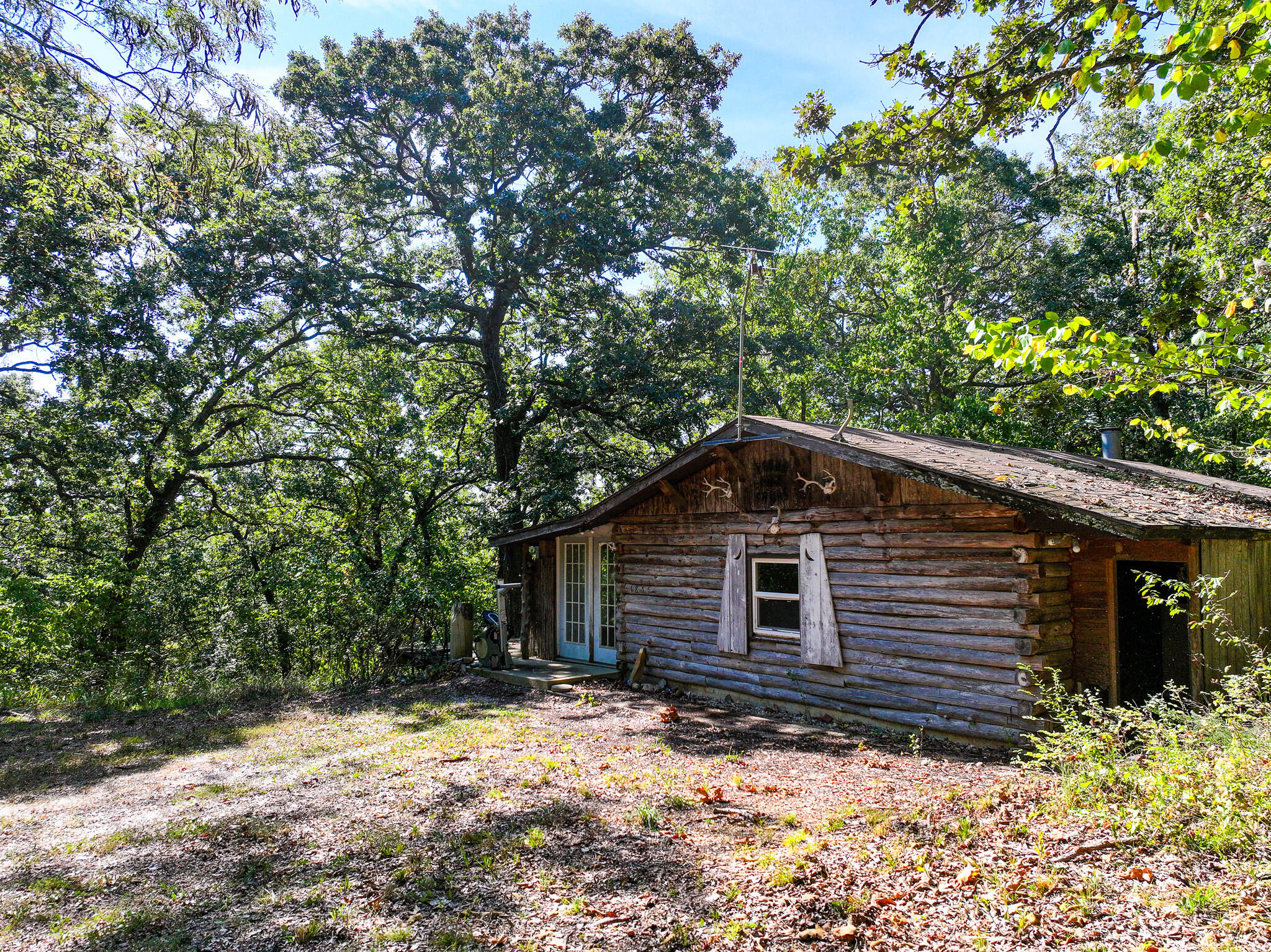 1855 Northeast 655 Private Road Property Photo 25