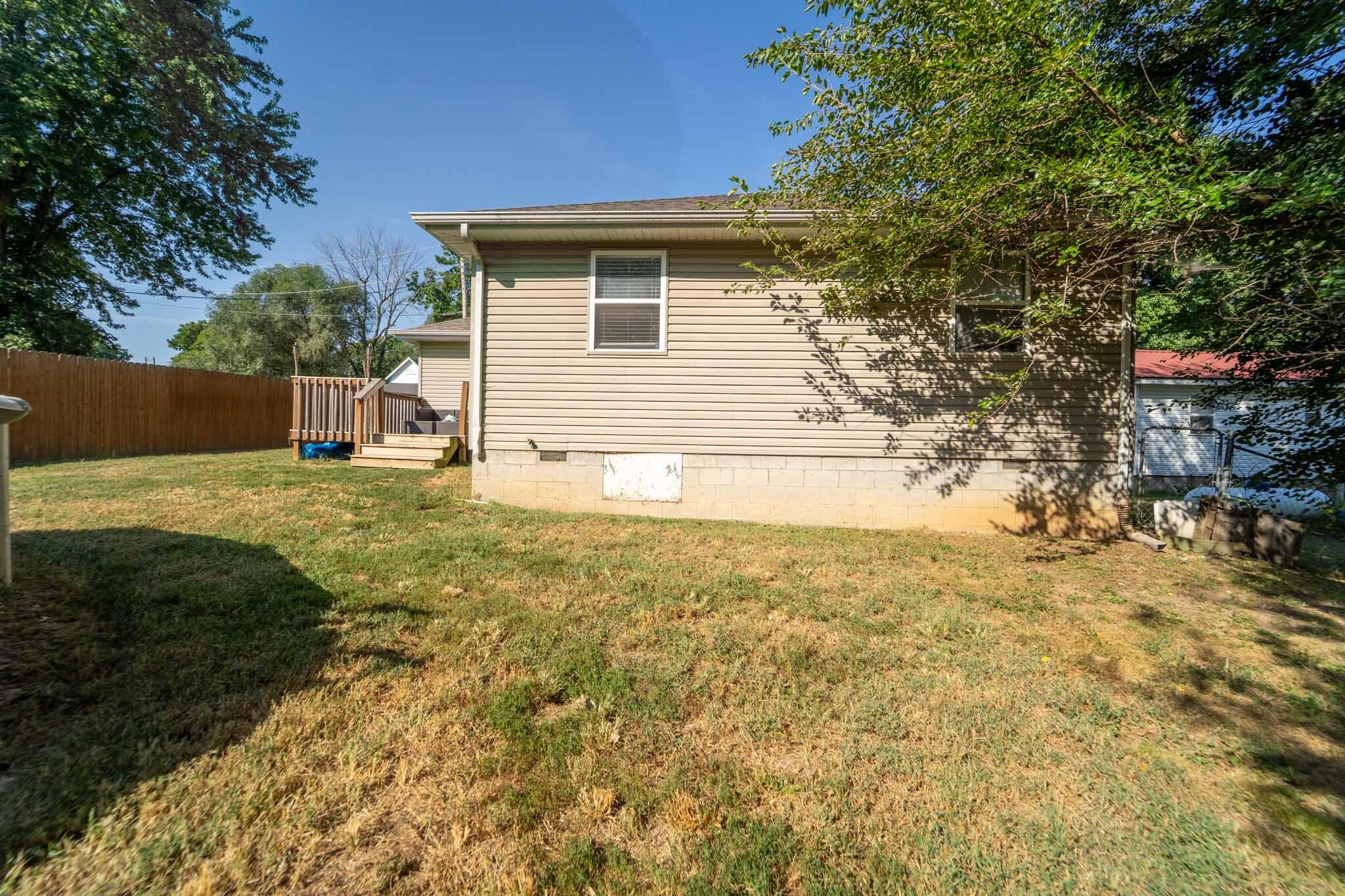 410 North Wilson Avenue Property Photo 16
