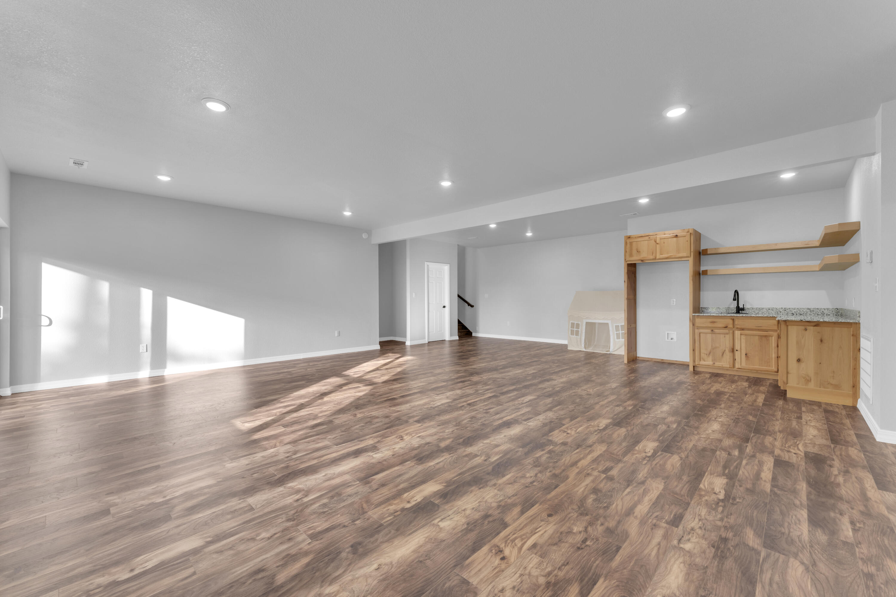 24 Flint Lane Property Photo 6