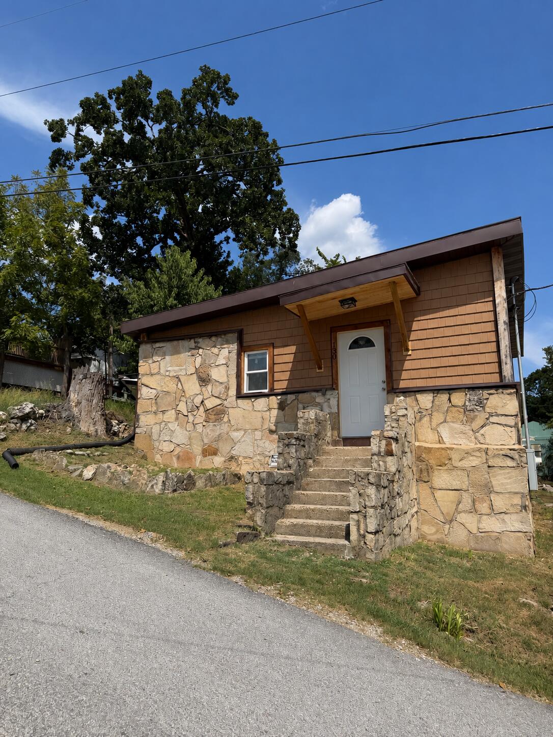 130 Lotus Avenue Property Photo 2