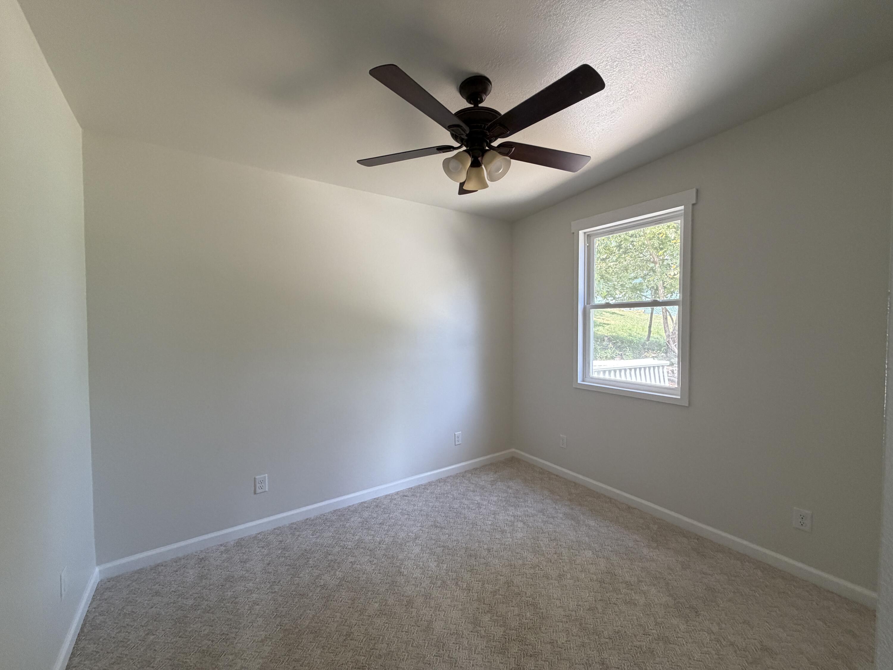 130 Lotus Avenue Property Photo 15