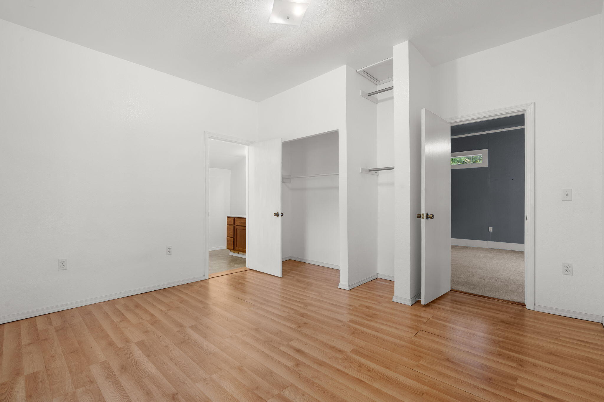 573 West State Highway 248 Property Photo 21