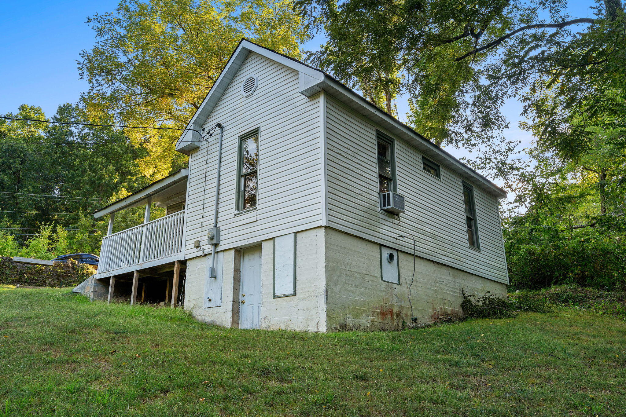 573 West State Highway 248 Property Photo 28