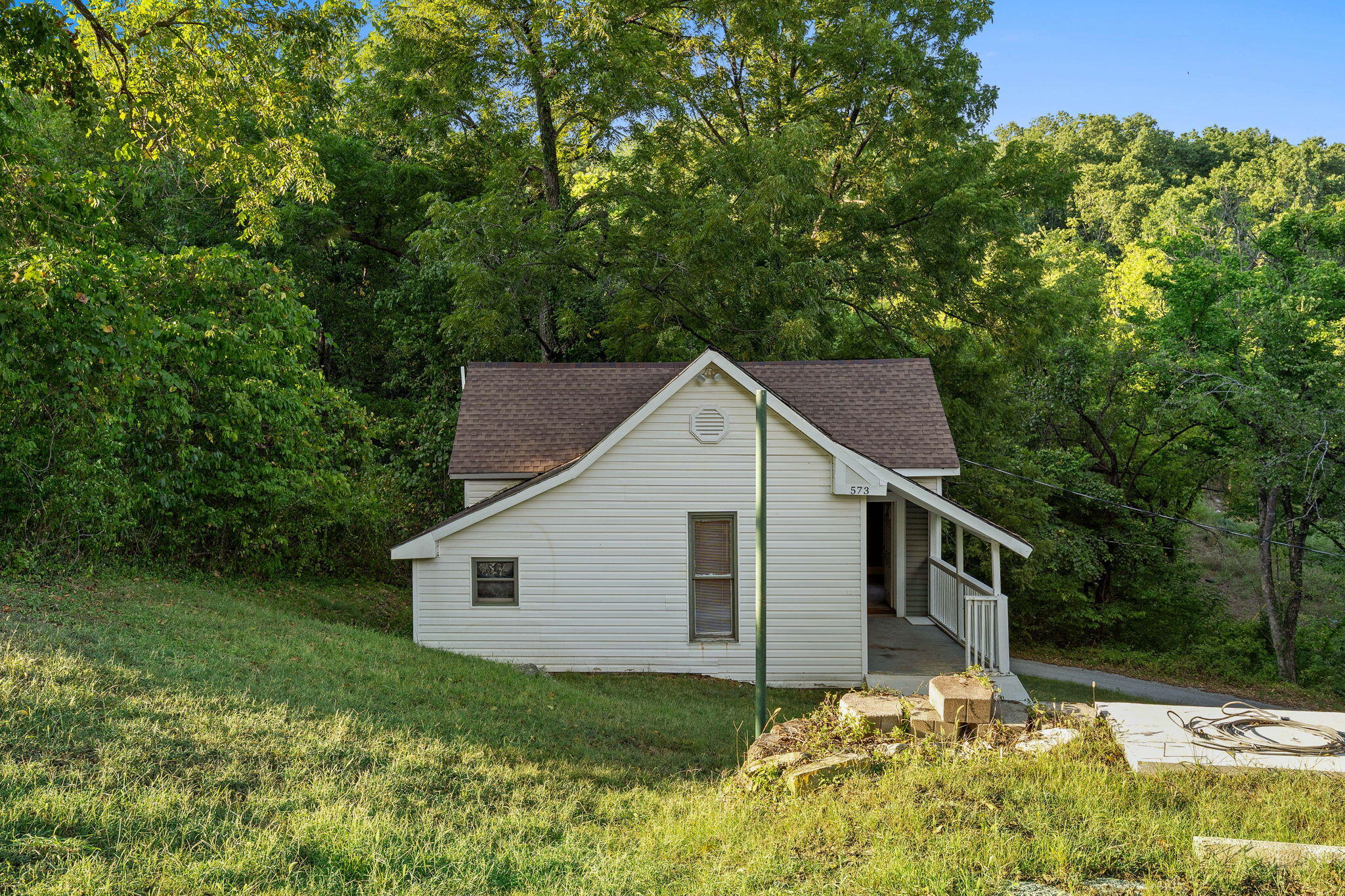 573 West State Highway 248 Property Photo 37