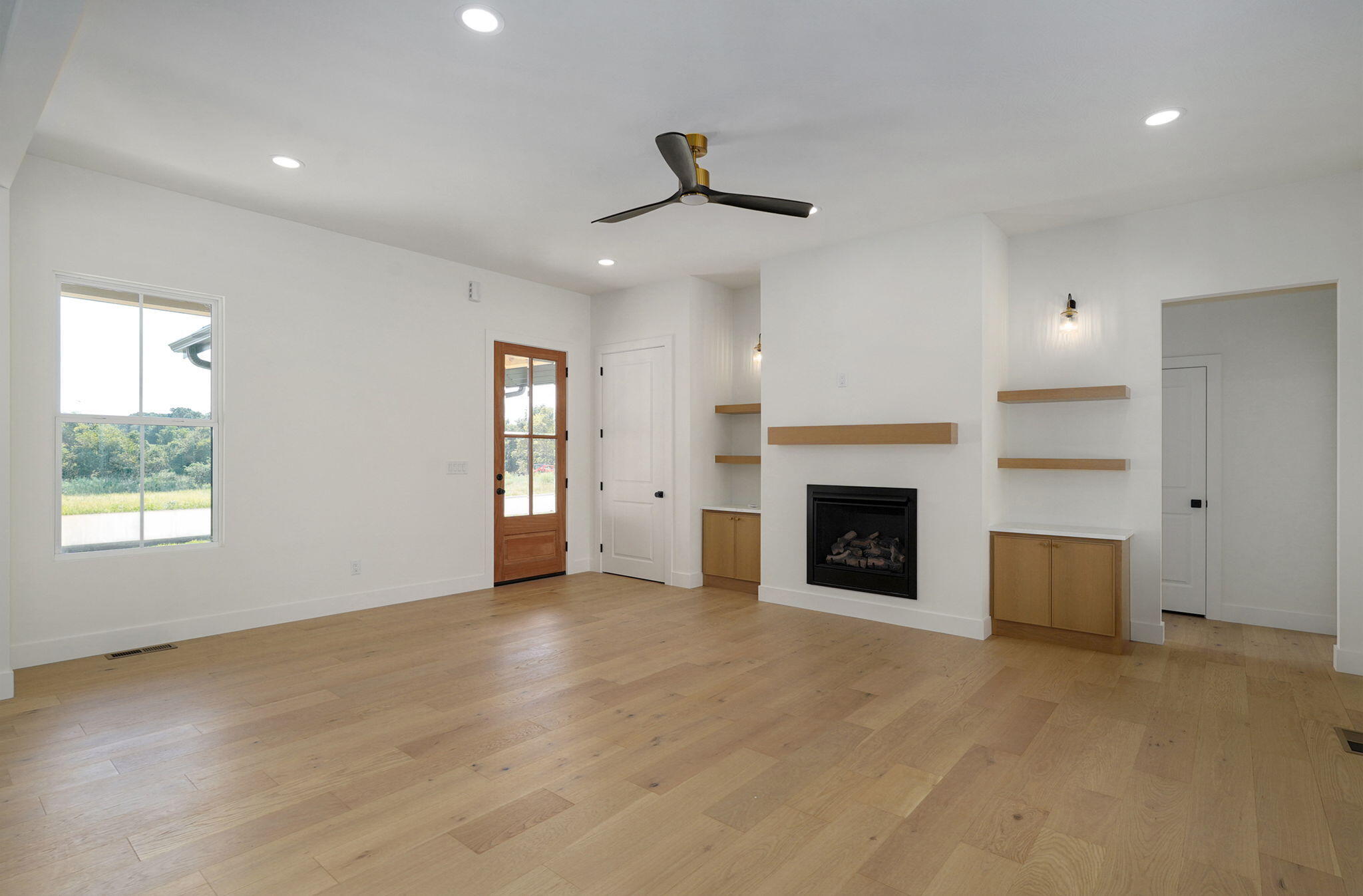 484 Bailiwick Drive Property Photo 7