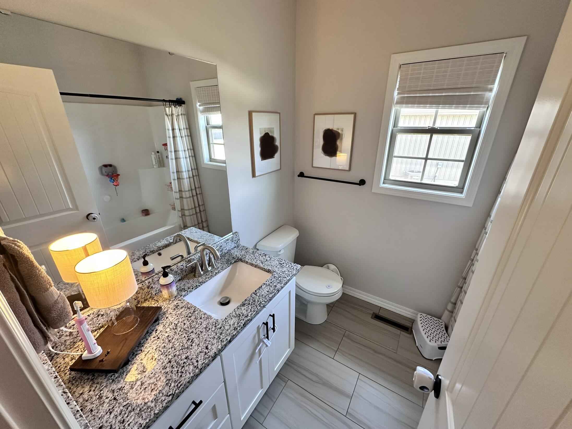 4298 Rome Avenue Property Photo 12