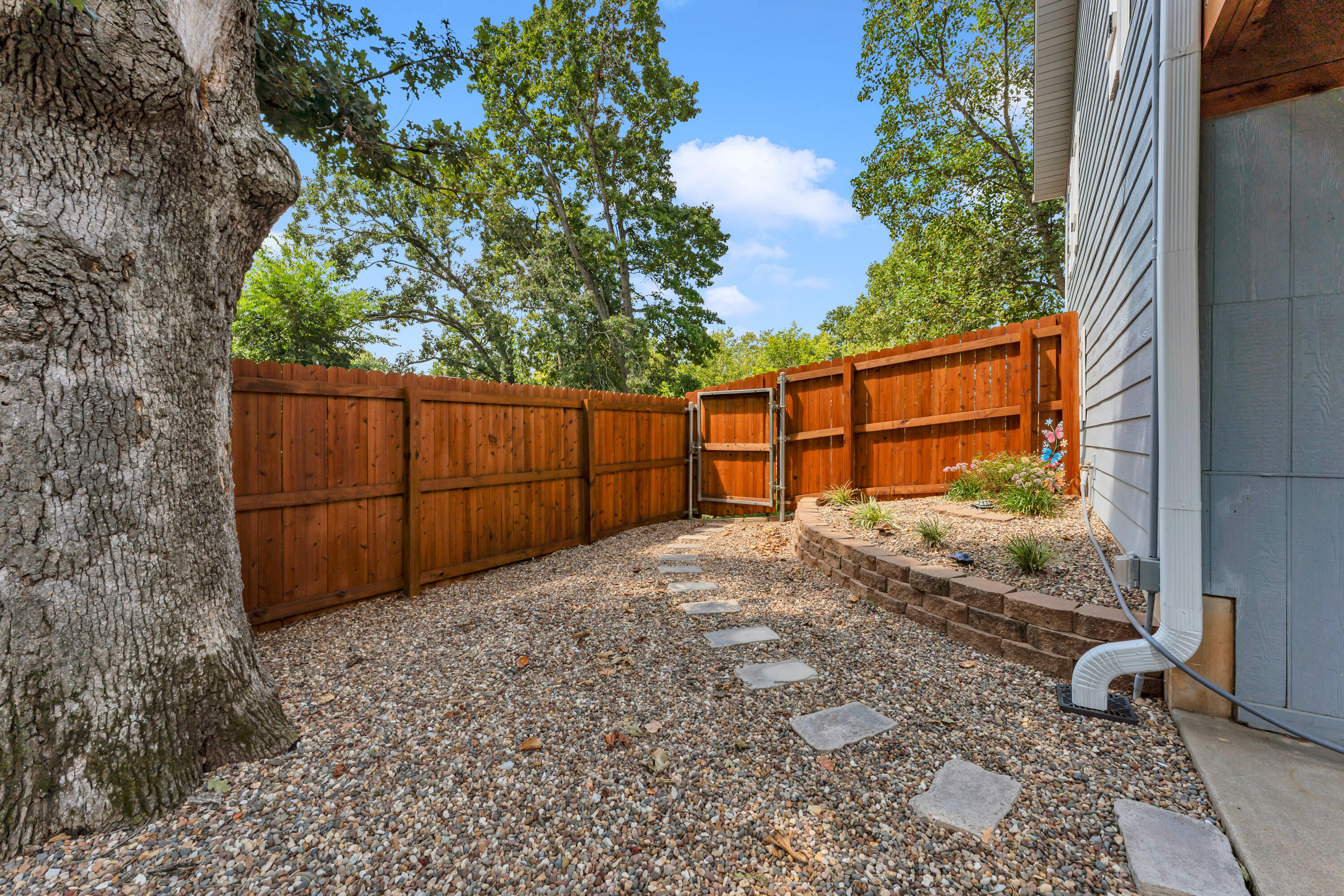 402 North Hightower Avenue Property Photo 43