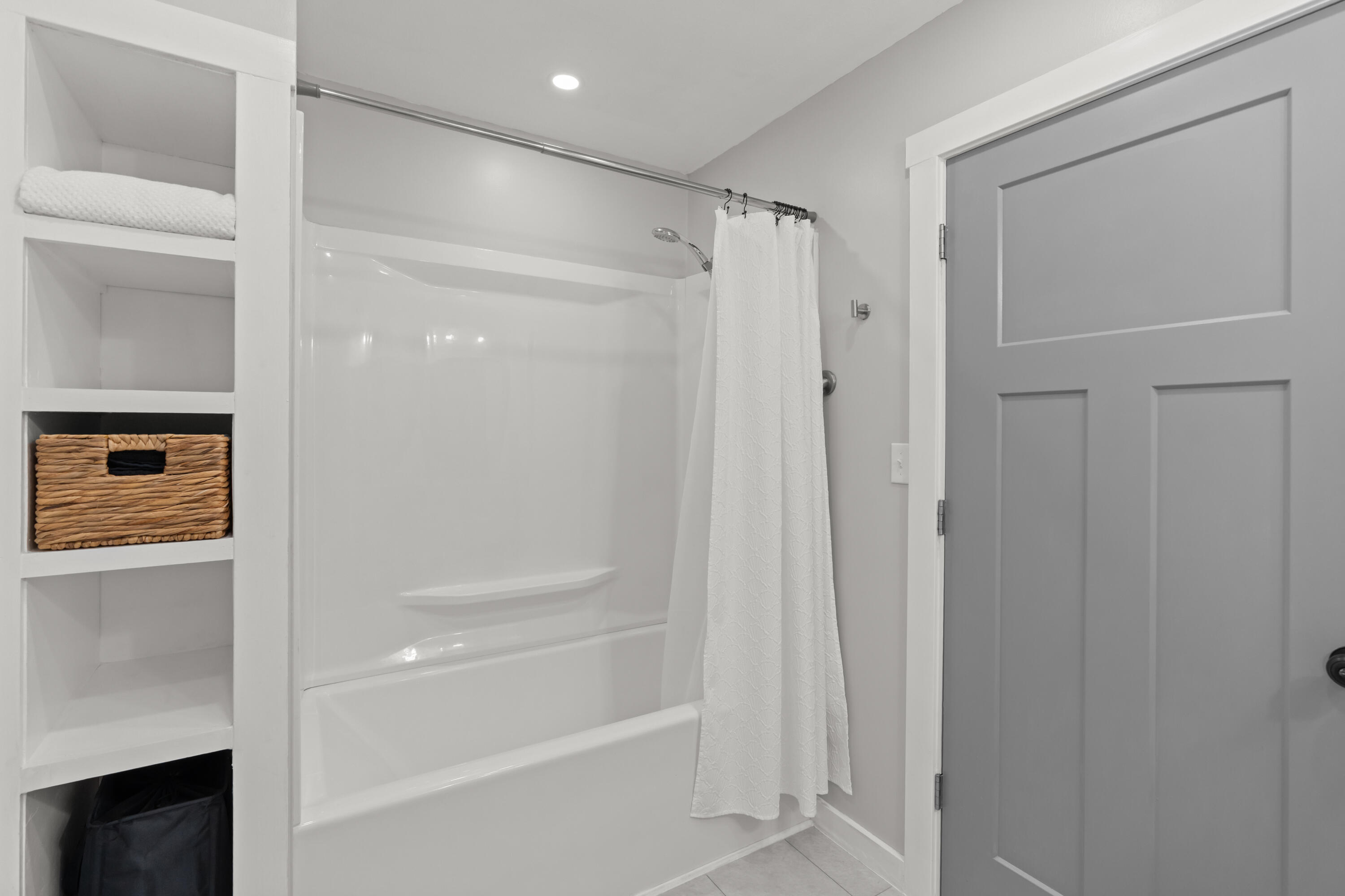 456 Wayland Drive Property Photo 28