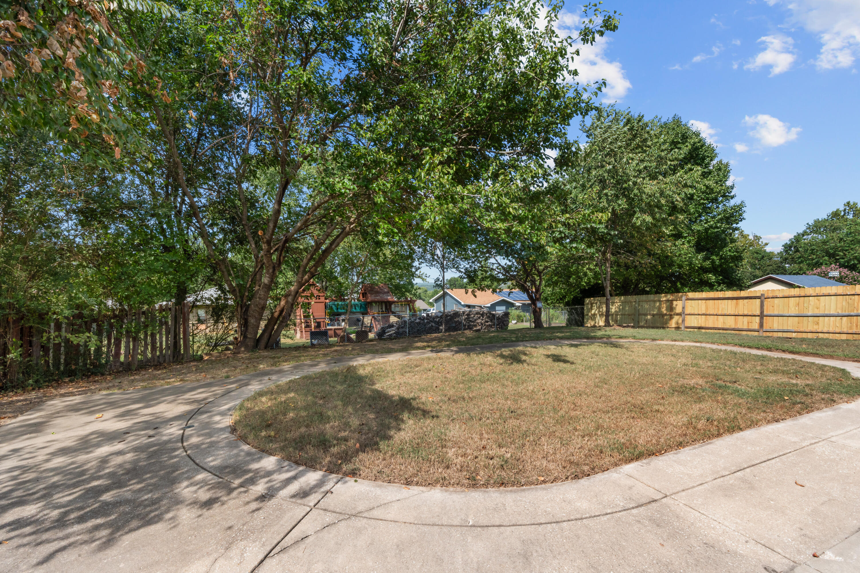 456 Wayland Drive Property Photo 34