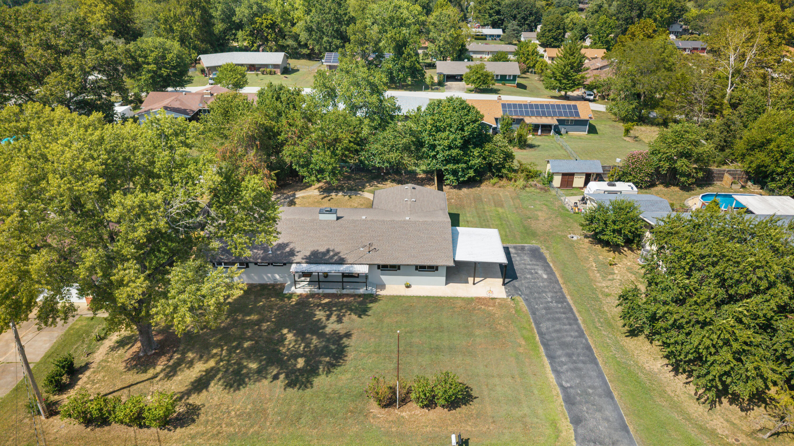 456 Wayland Drive Property Photo 40