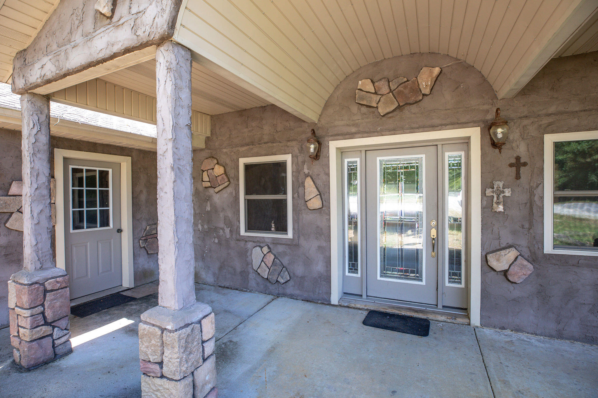 229 Shore Acres Drive Property Photo 4