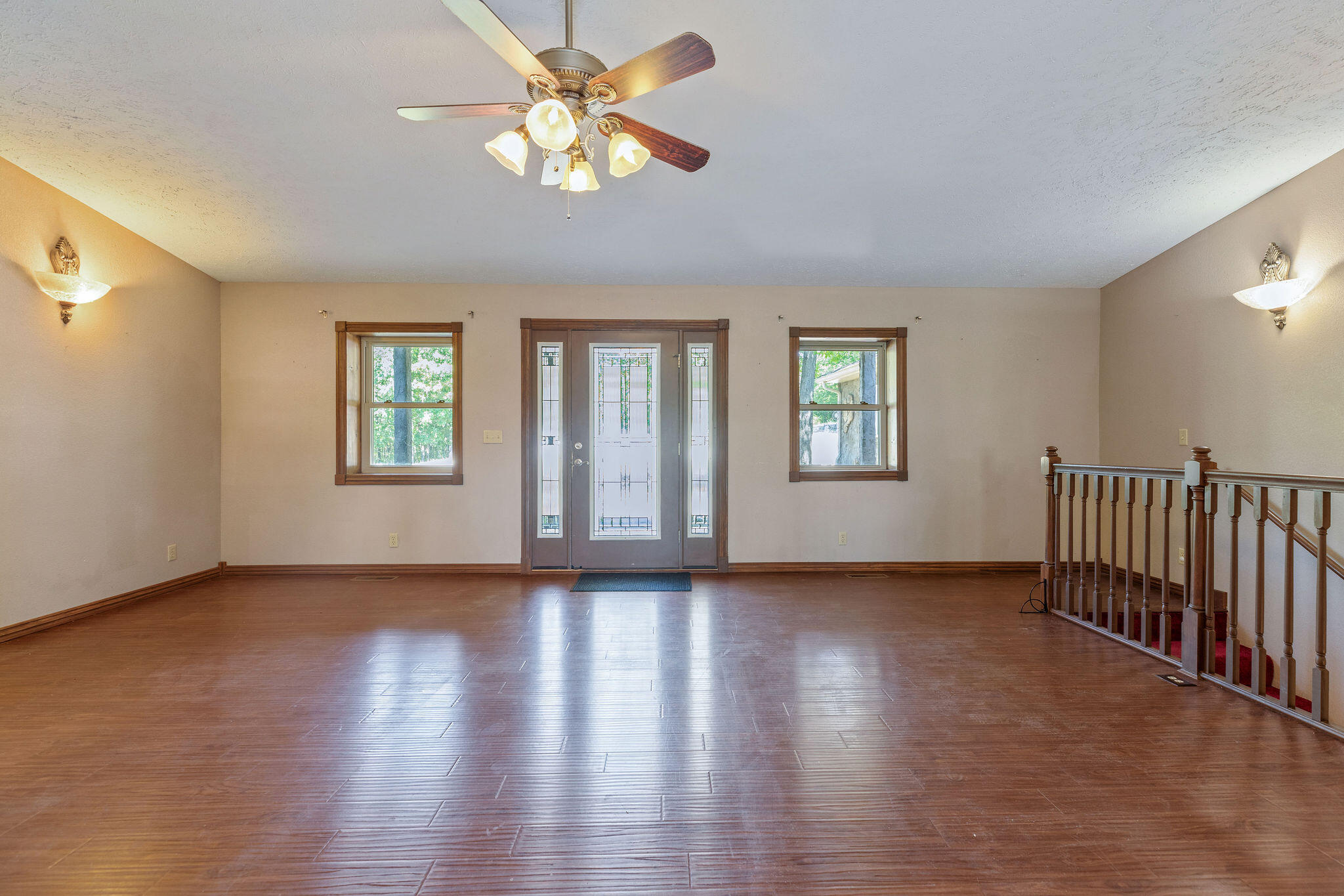 229 Shore Acres Drive Property Photo 5