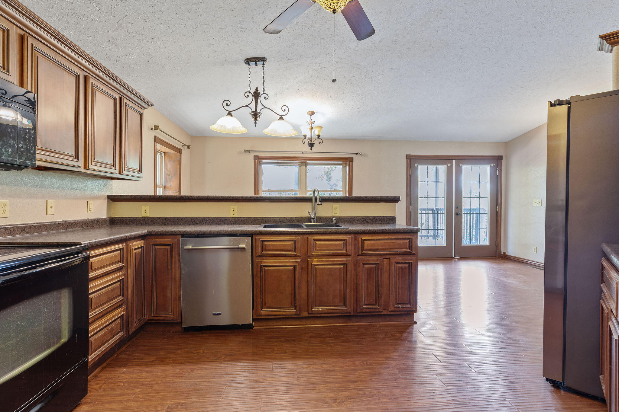 229 Shore Acres Drive Property Photo 8