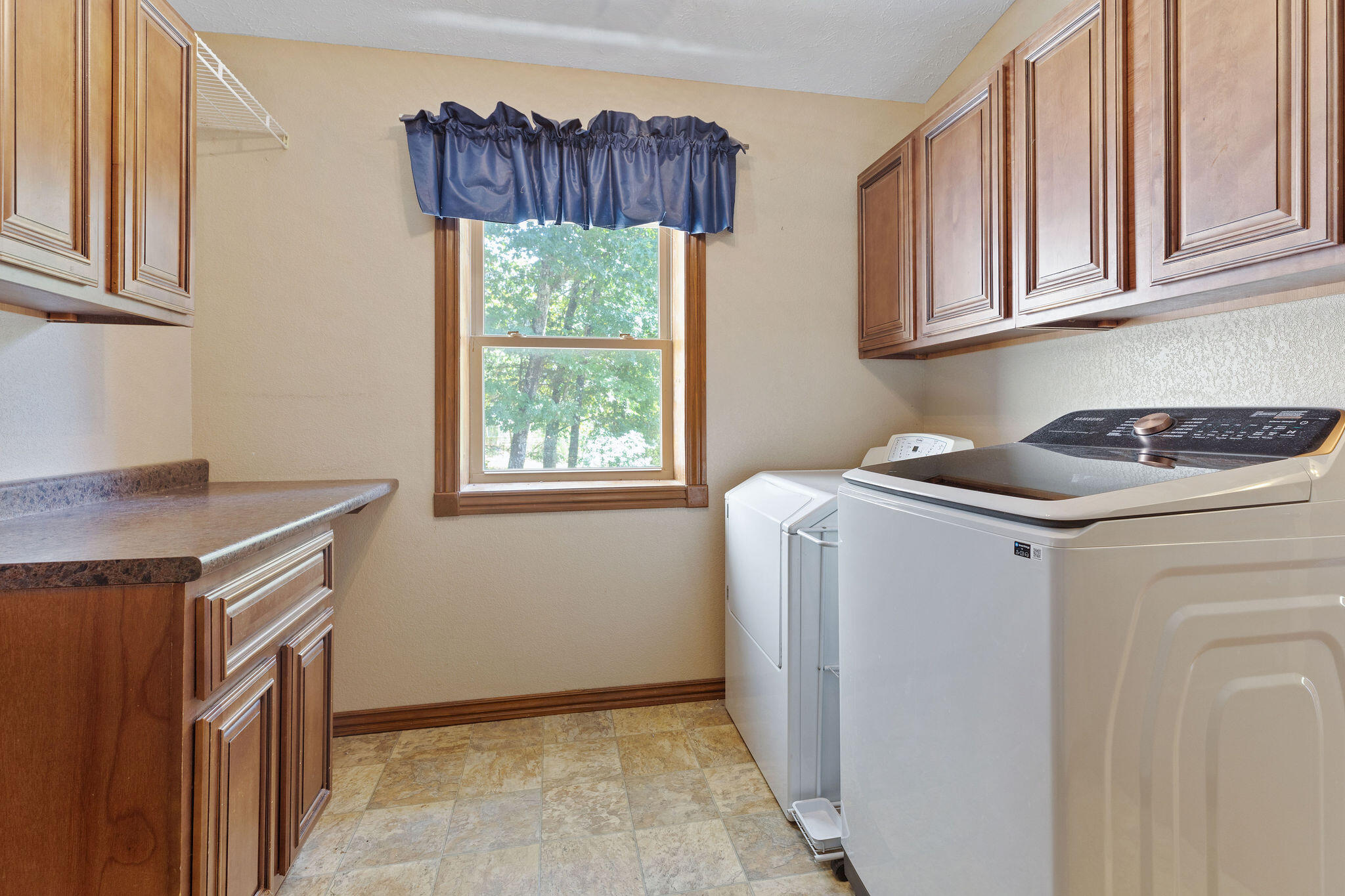 229 Shore Acres Drive Property Photo 18