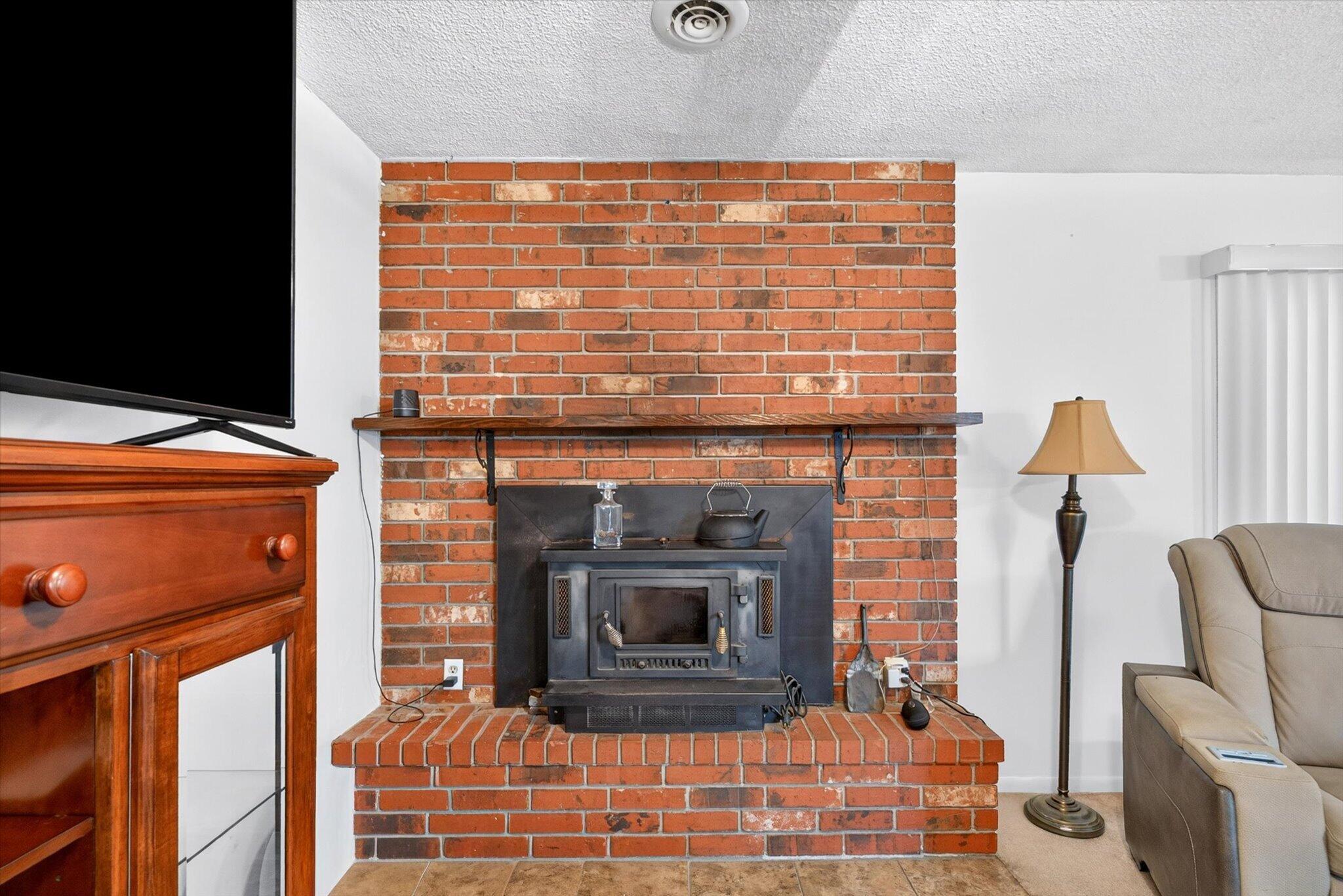 1206 Kemp Drive Property Photo 7