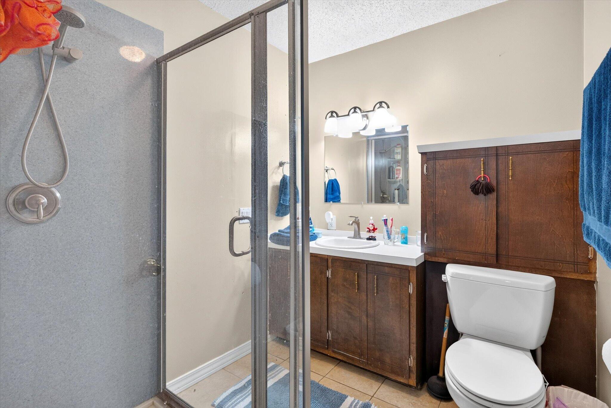 1206 Kemp Drive Property Photo 18