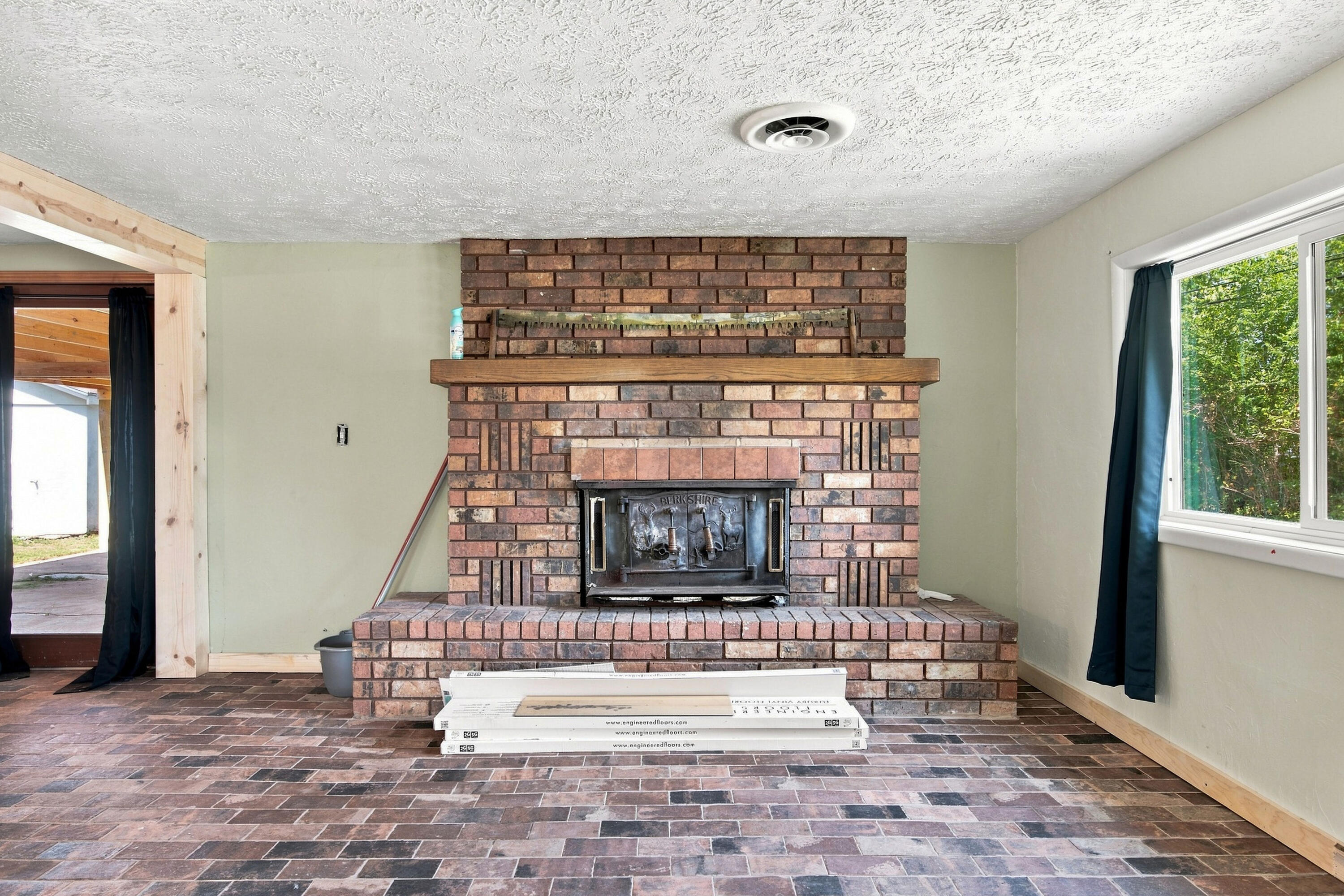 3300 County Farm Road Property Photo 6