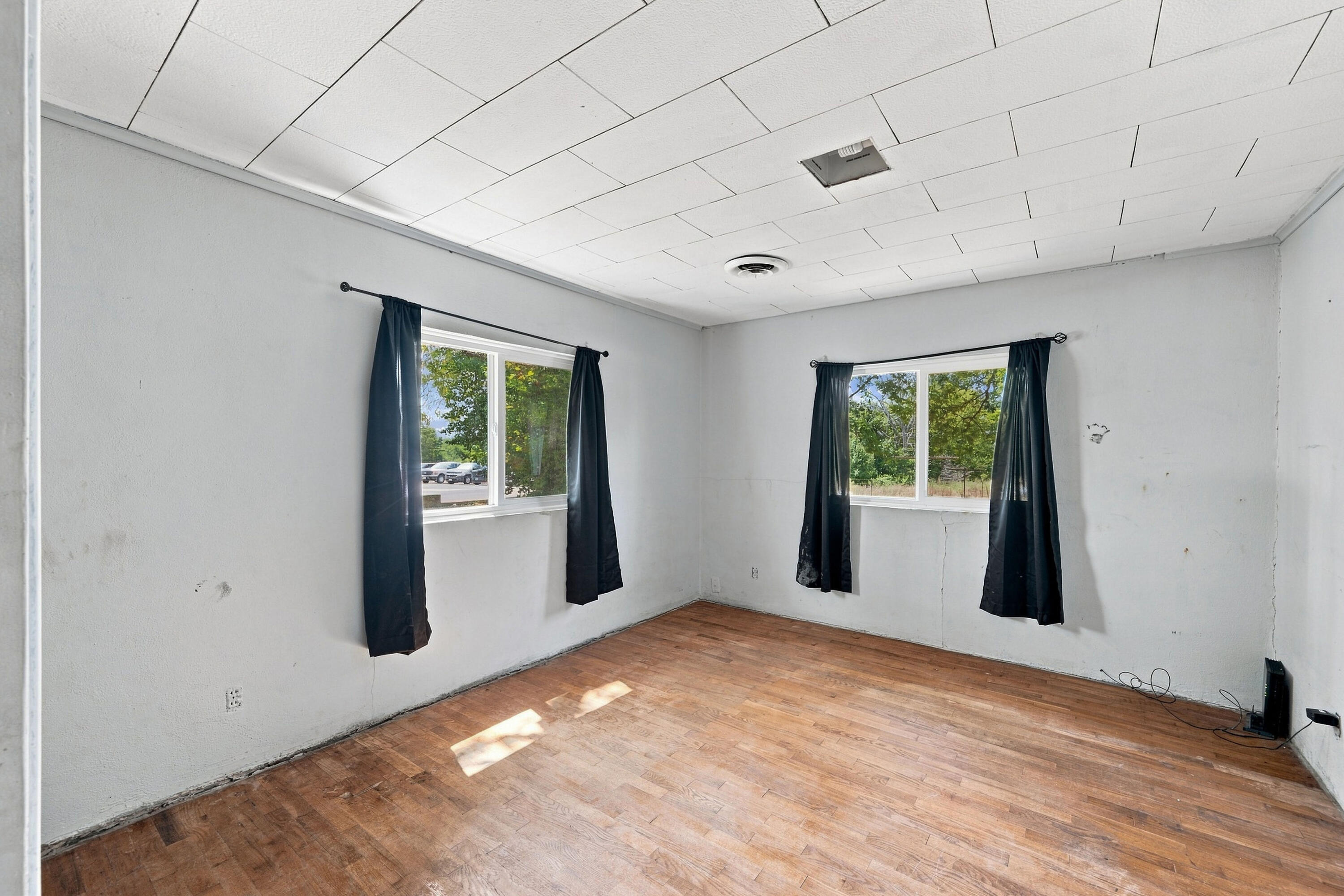 3300 County Farm Road Property Photo 13