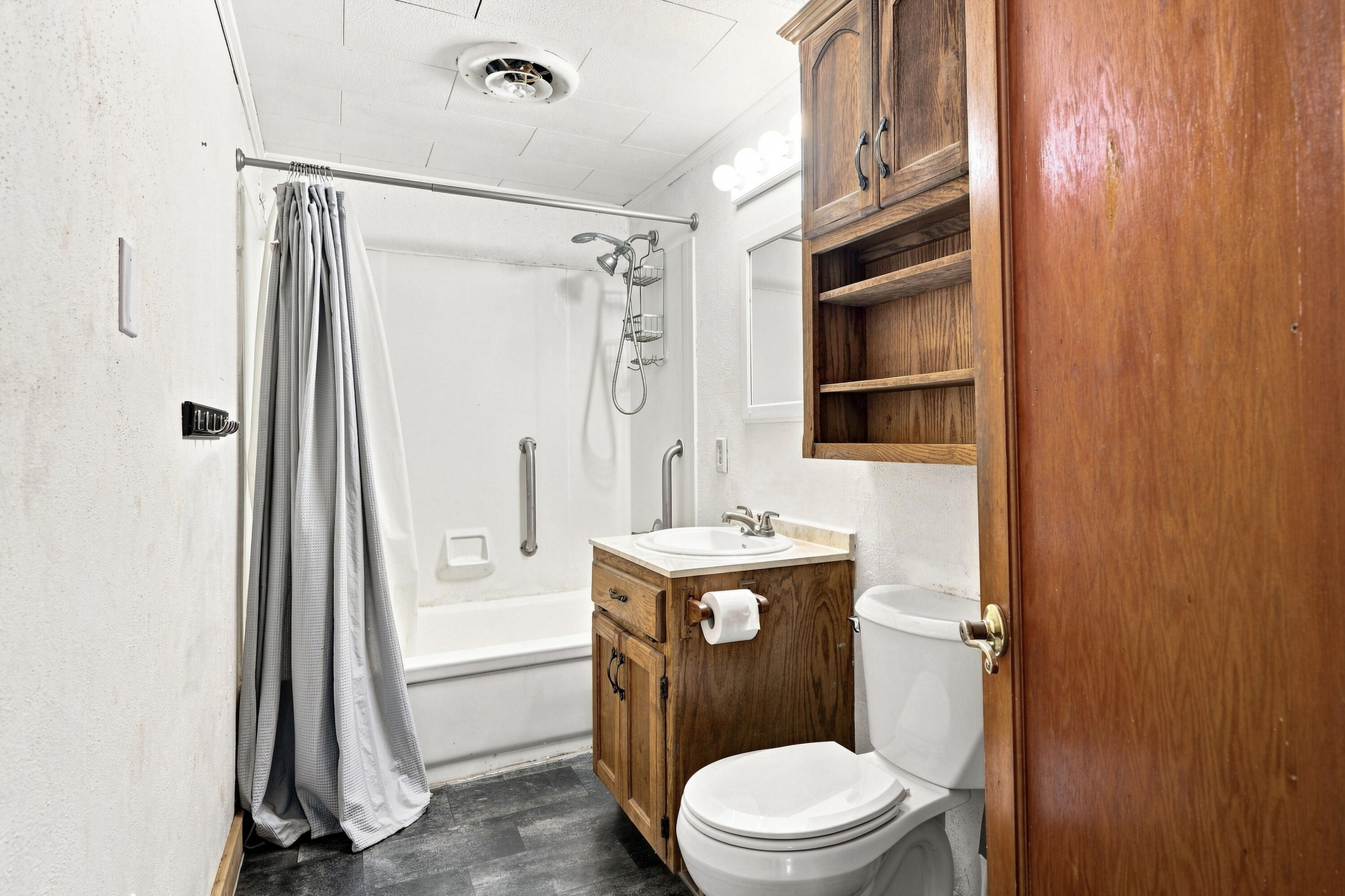 3300 County Farm Road Property Photo 14