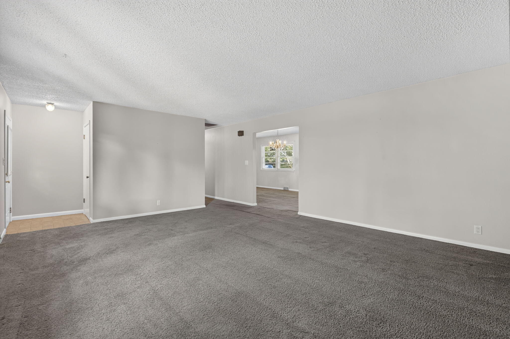 1075 West Farm Road 178 Property Photo 6