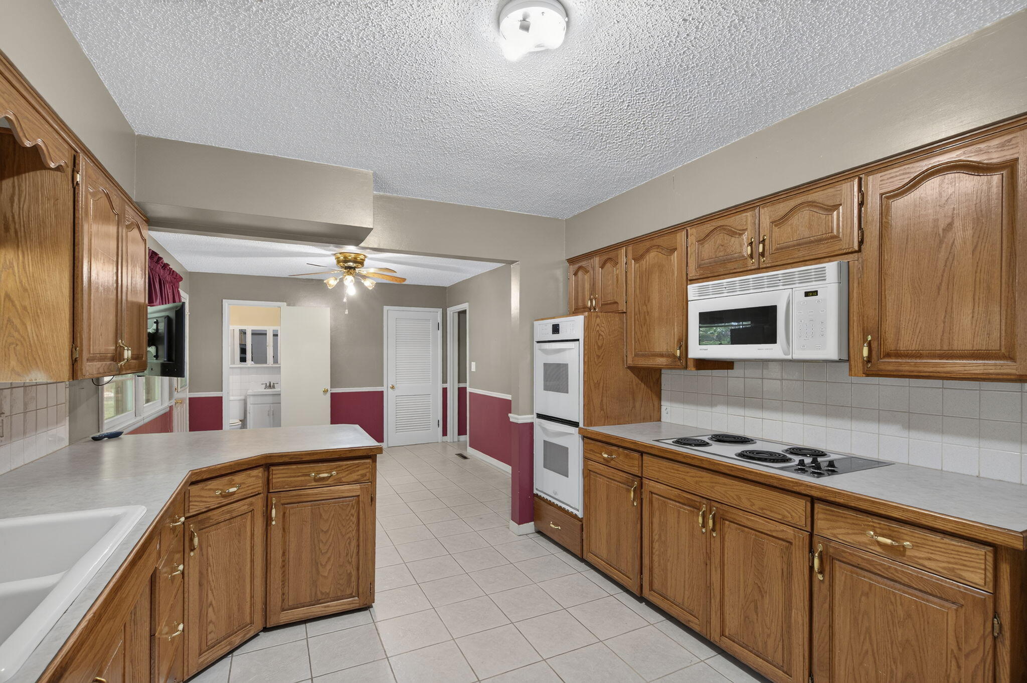 1075 West Farm Road 178 Property Photo 10