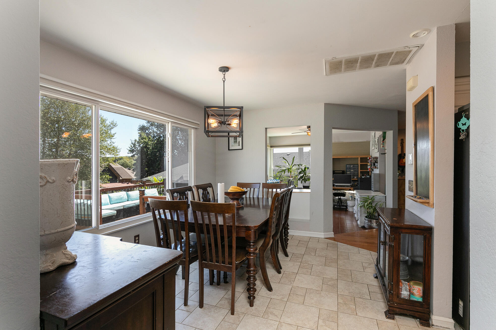 880 Redel Place Property Photo 11