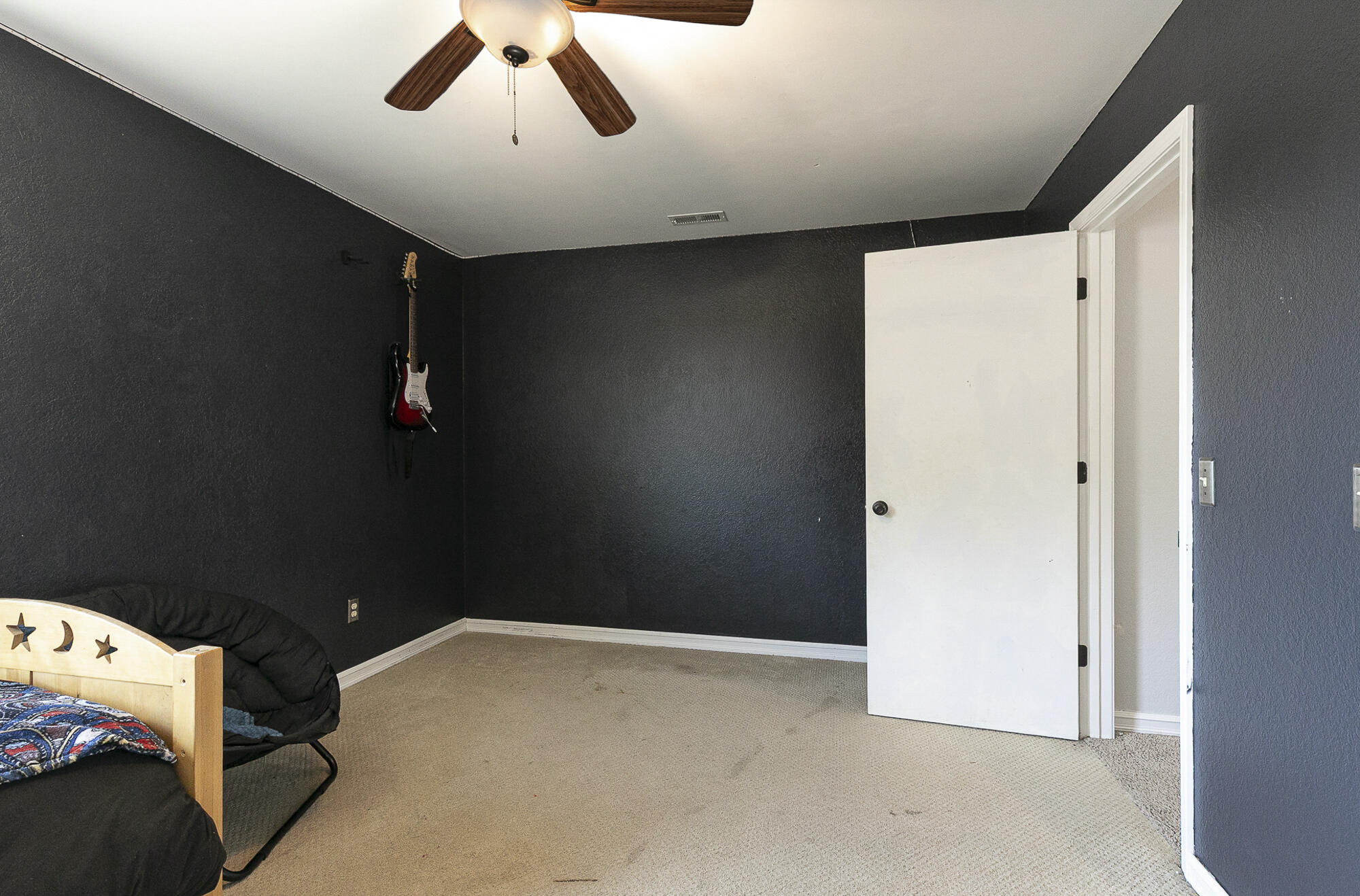 880 Redel Place Property Photo 23