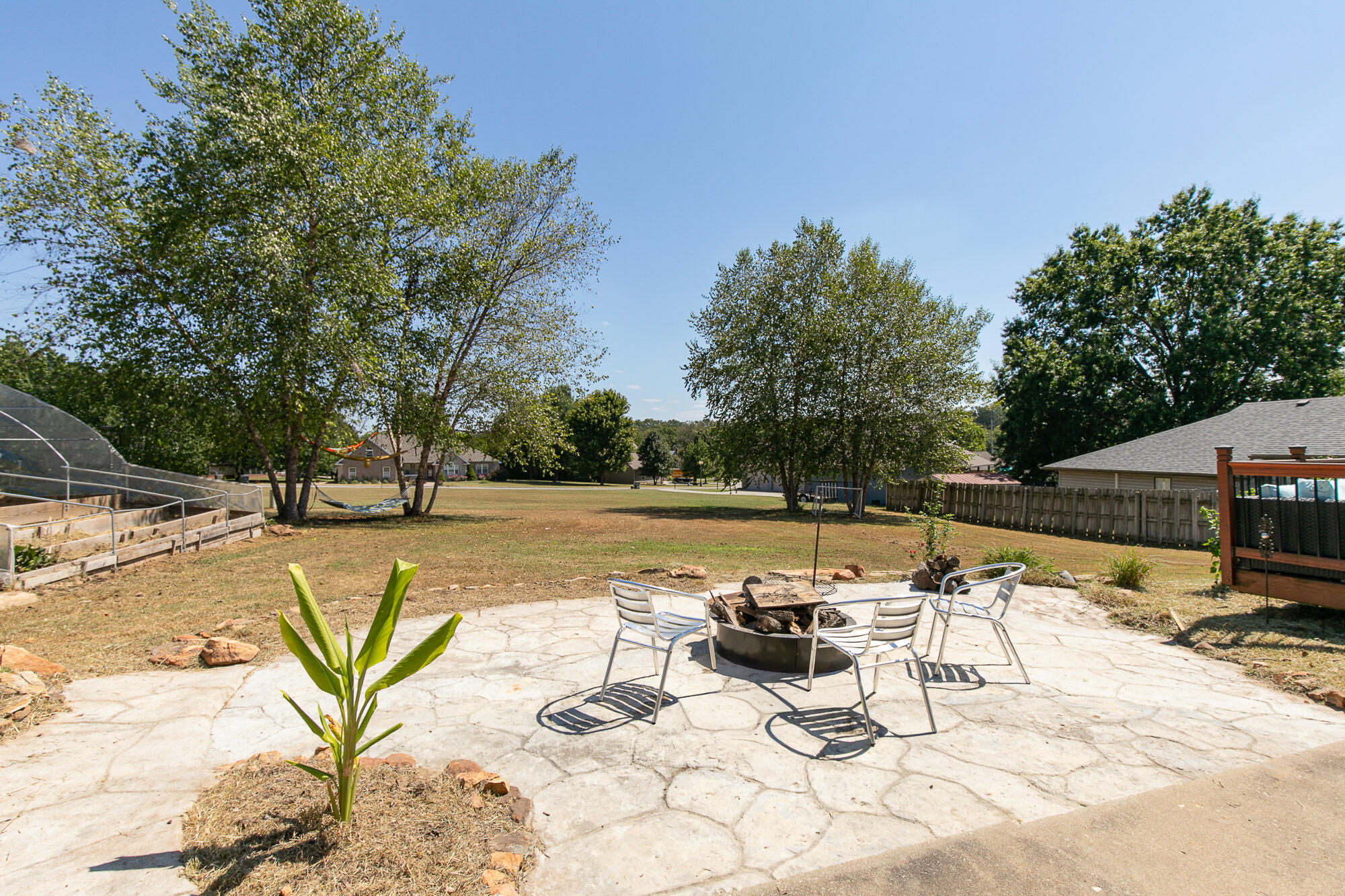 880 Redel Place Property Photo 30