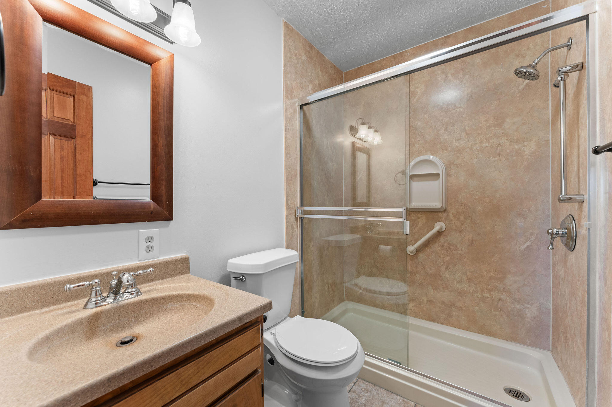 100 Cherokee Drive Property Photo 24