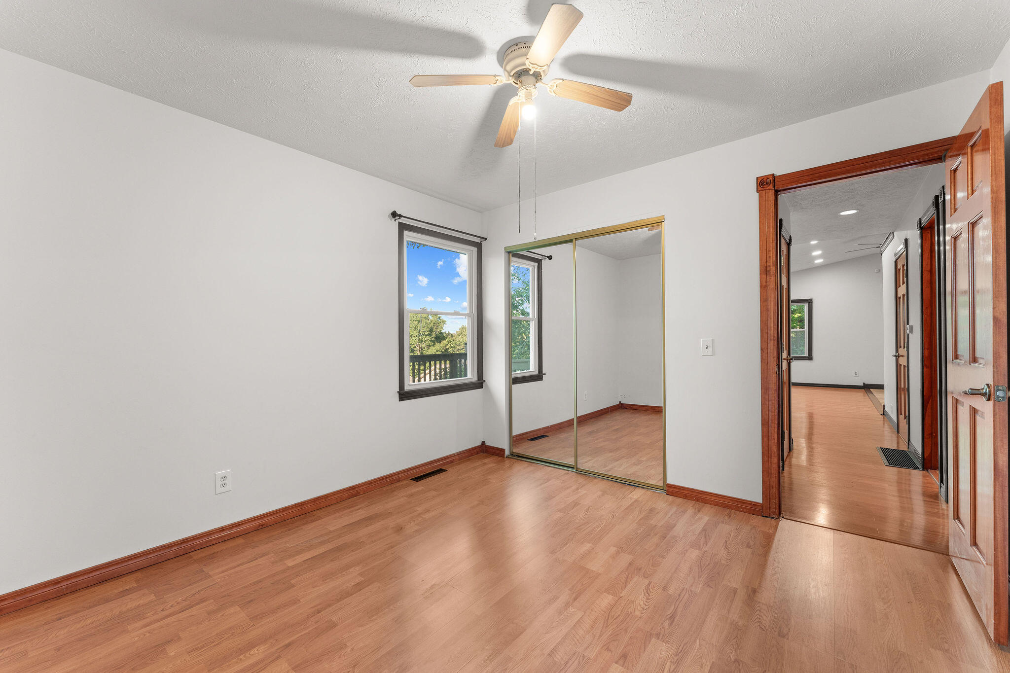 100 Cherokee Drive Property Photo 29