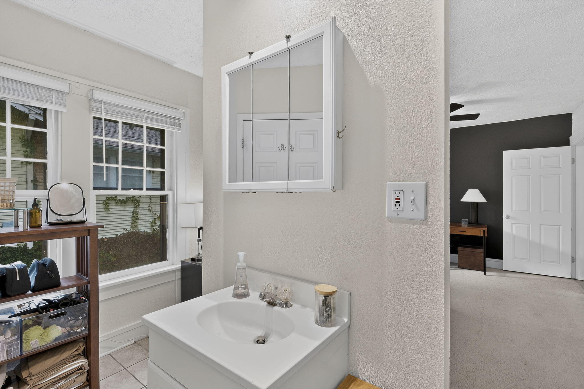 616 East Catalpa Street Property Photo 16