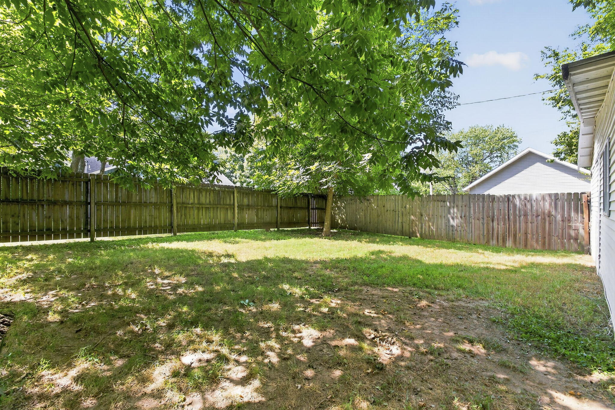 616 East Catalpa Street Property Photo 21
