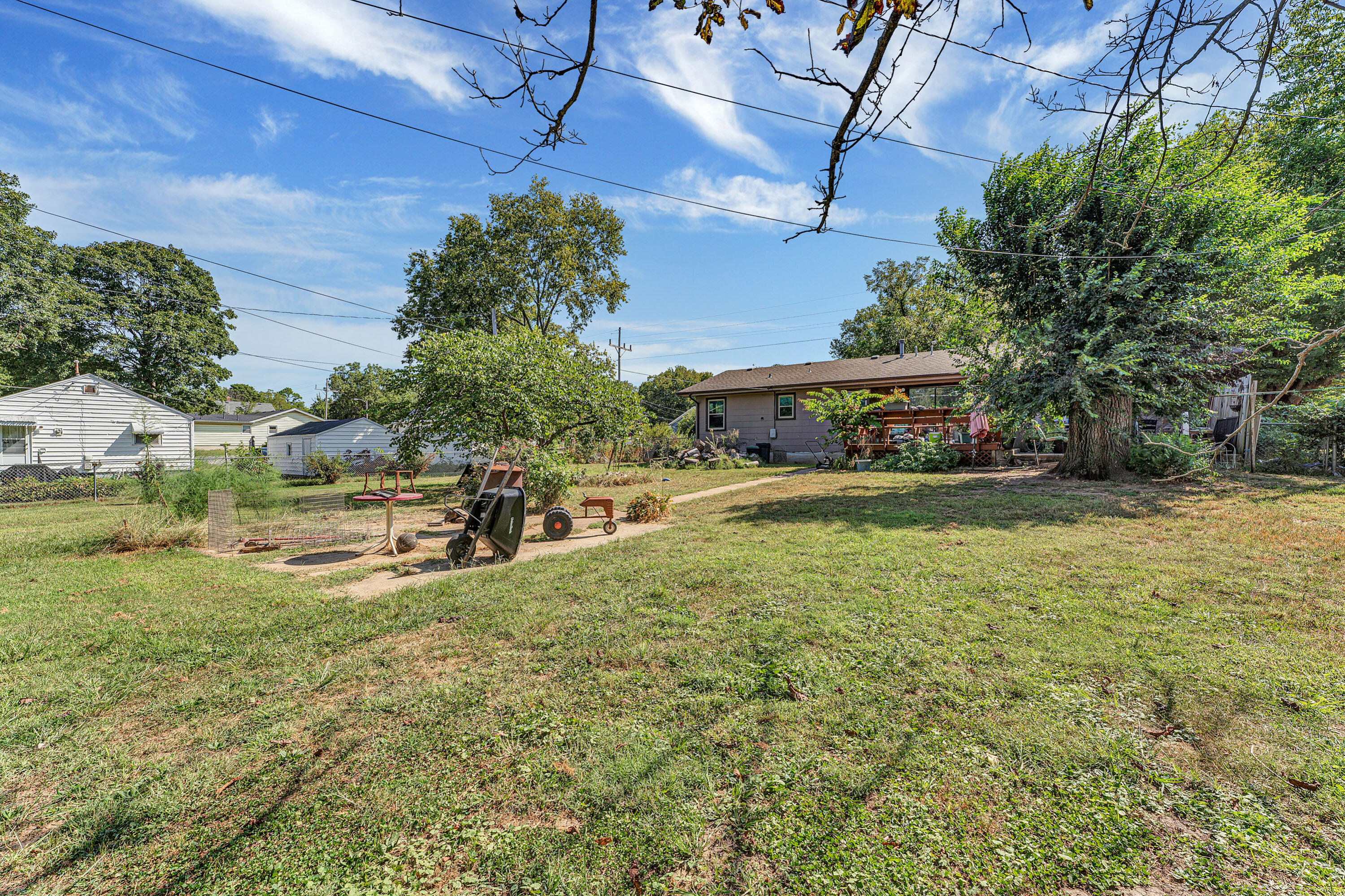 515 South West Avenue Property Photo 9
