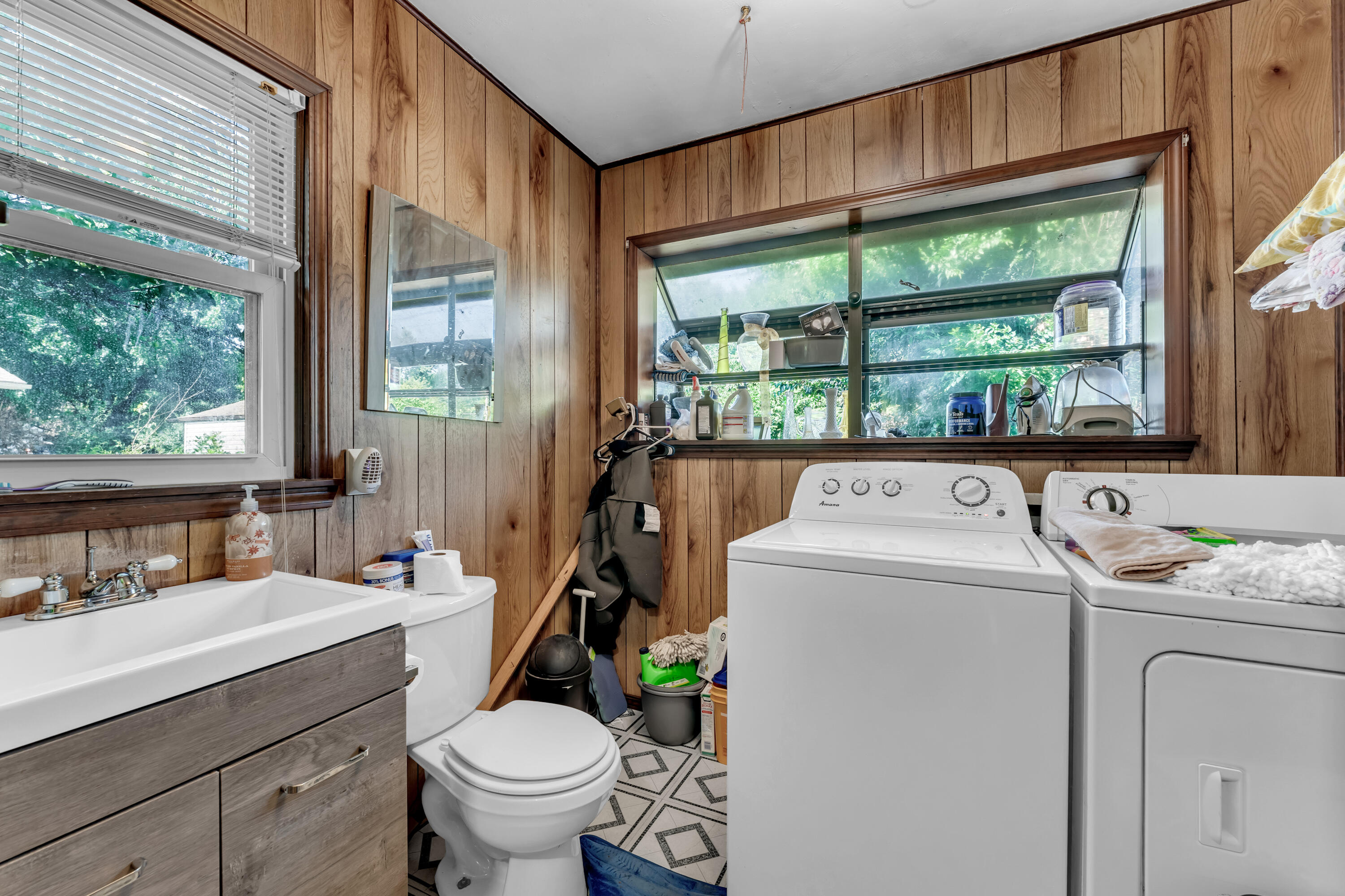 515 South West Avenue Property Photo 25
