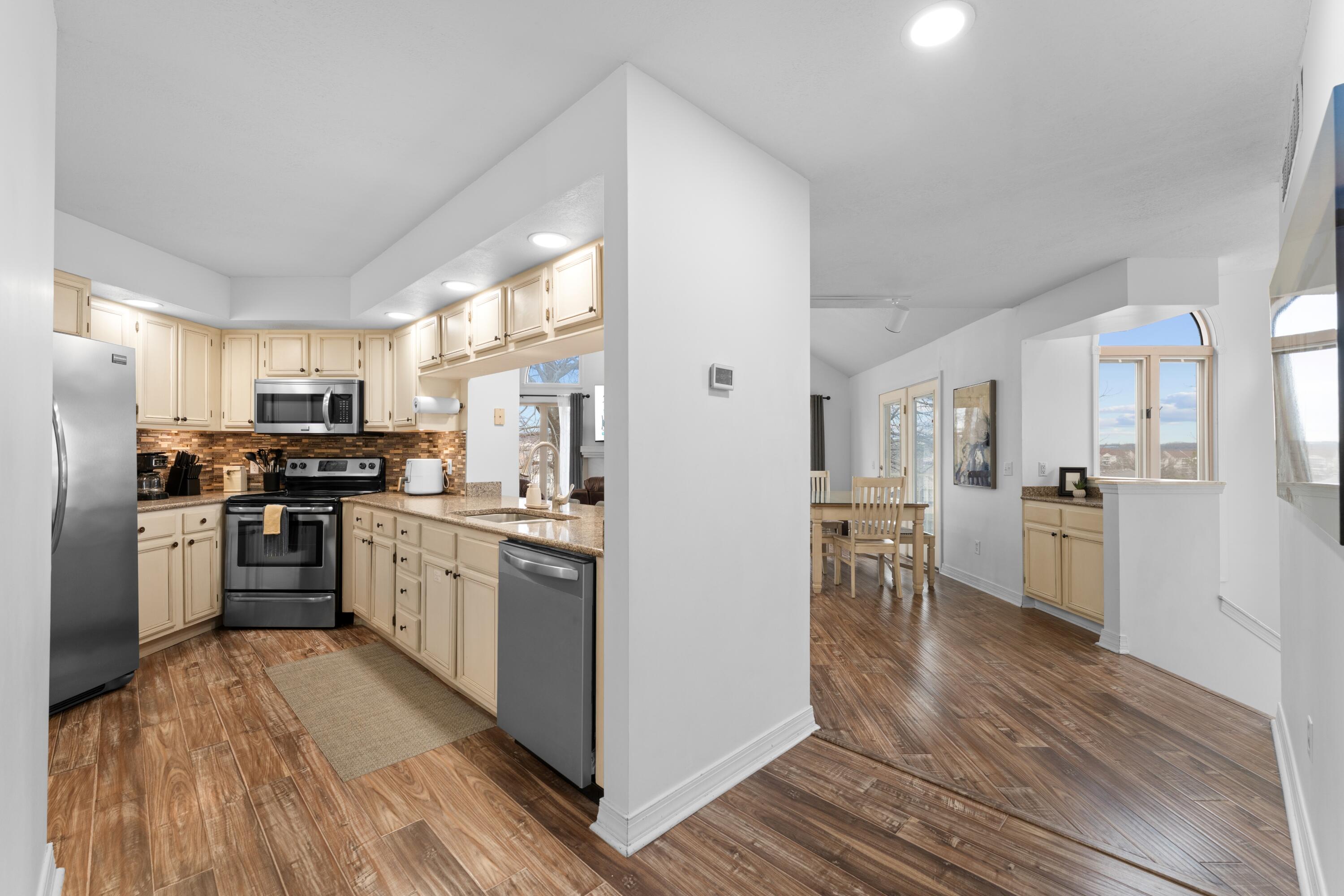 147 Grandview Drive 1 Property Photo 12