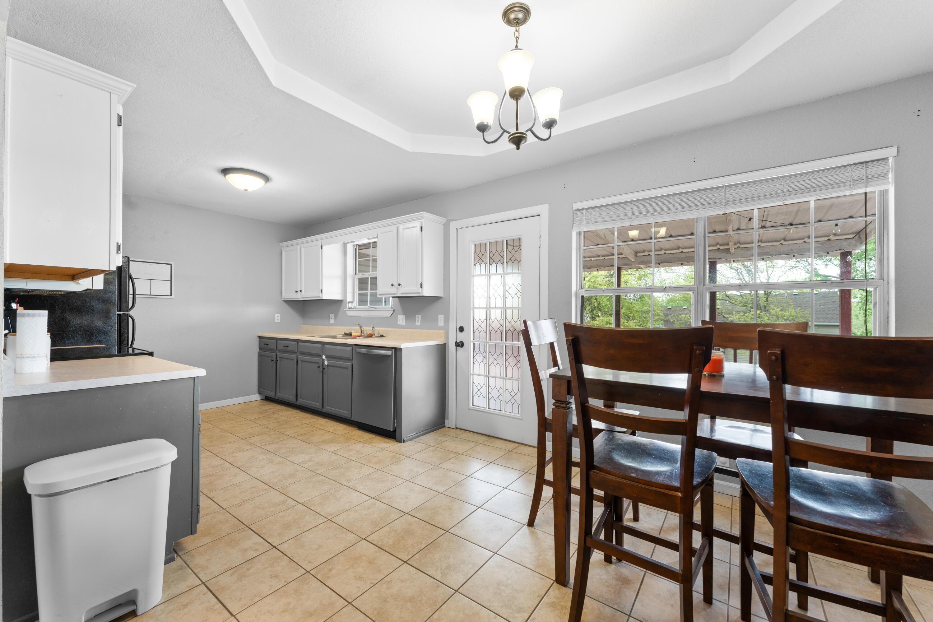 507 Sandpiper Drive Property Photo 6