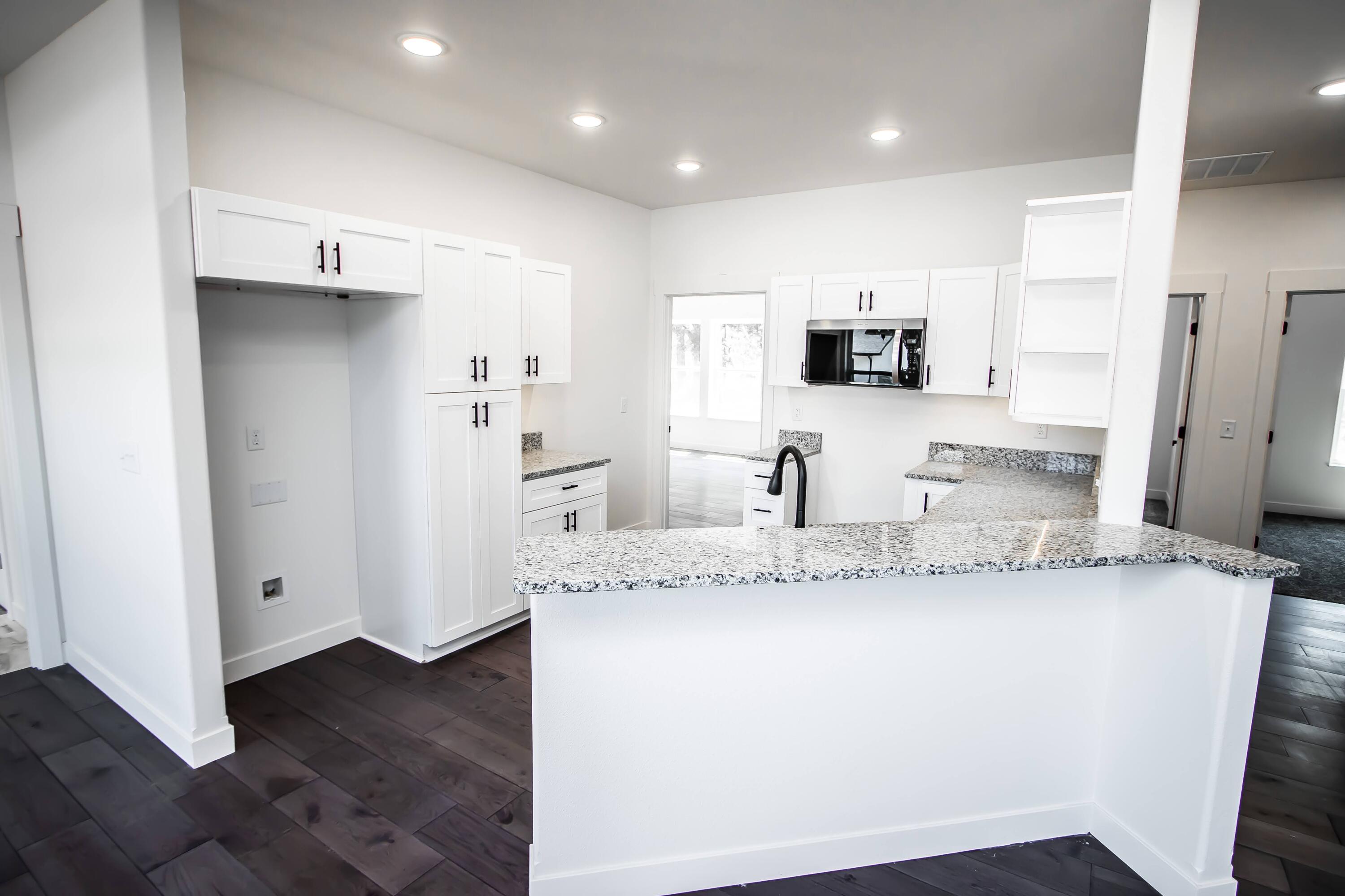 766 Panich Street Property Photo 10