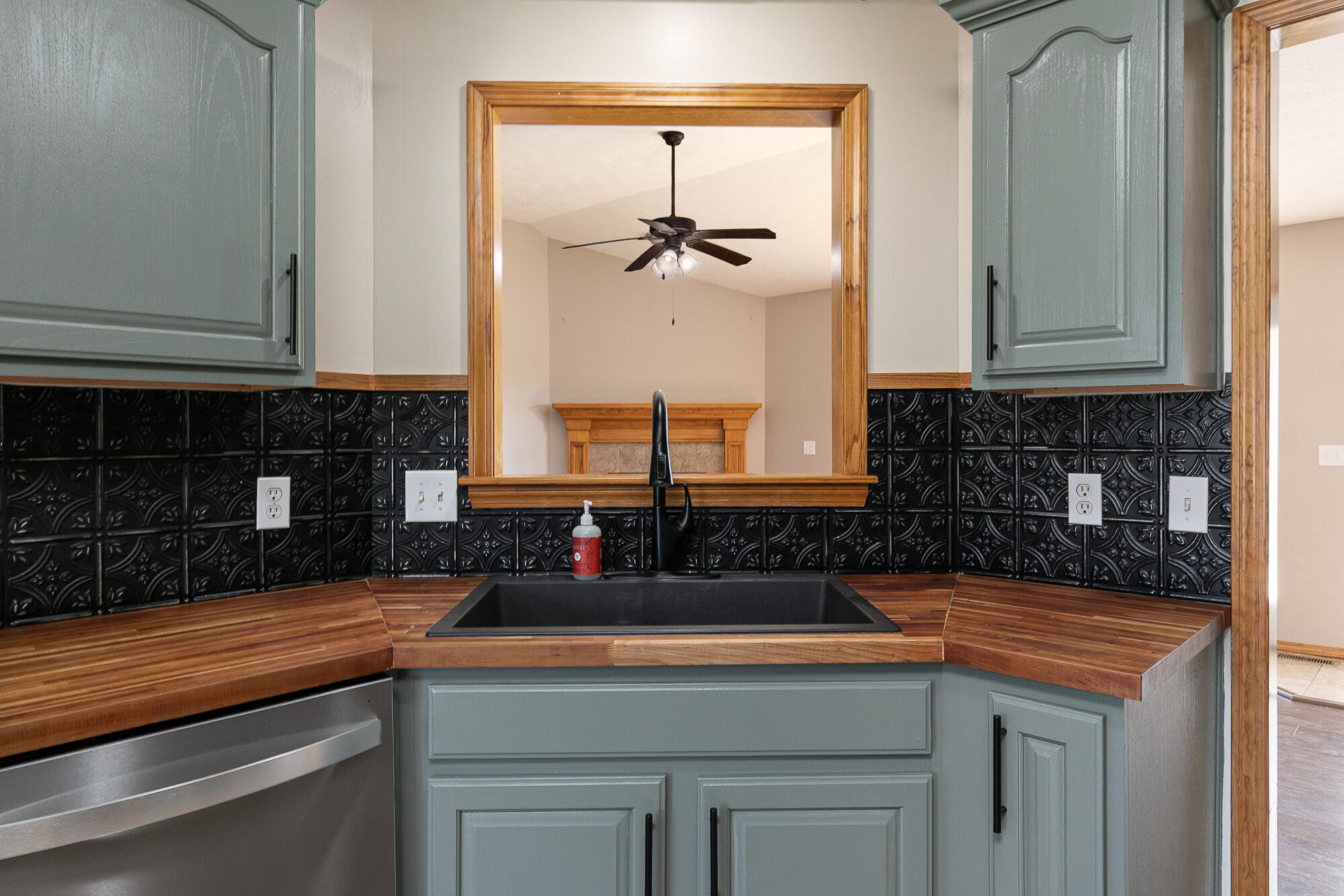 5348 West Basswood Court Property Photo 12